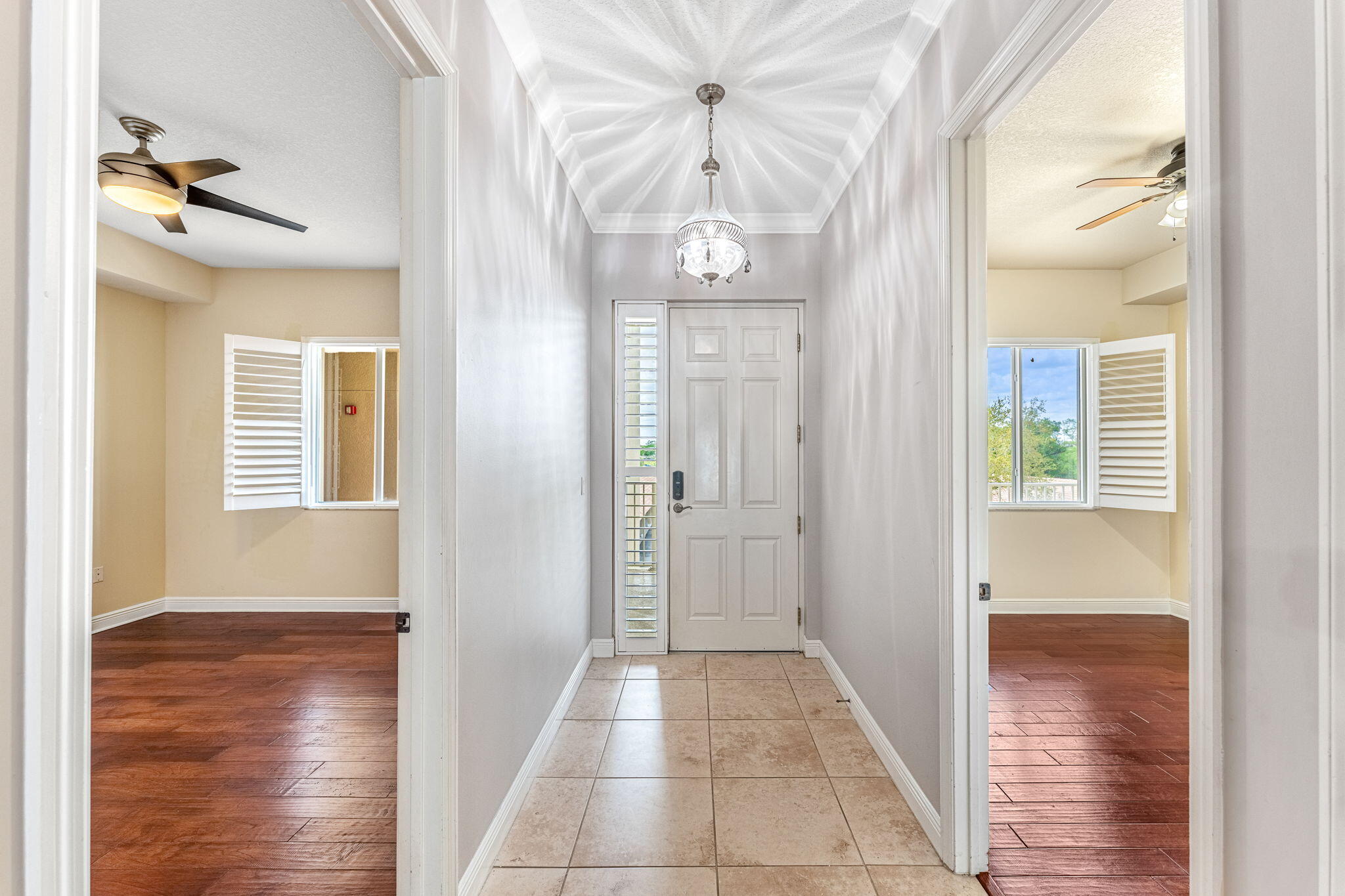 6005 Highway 1, 302