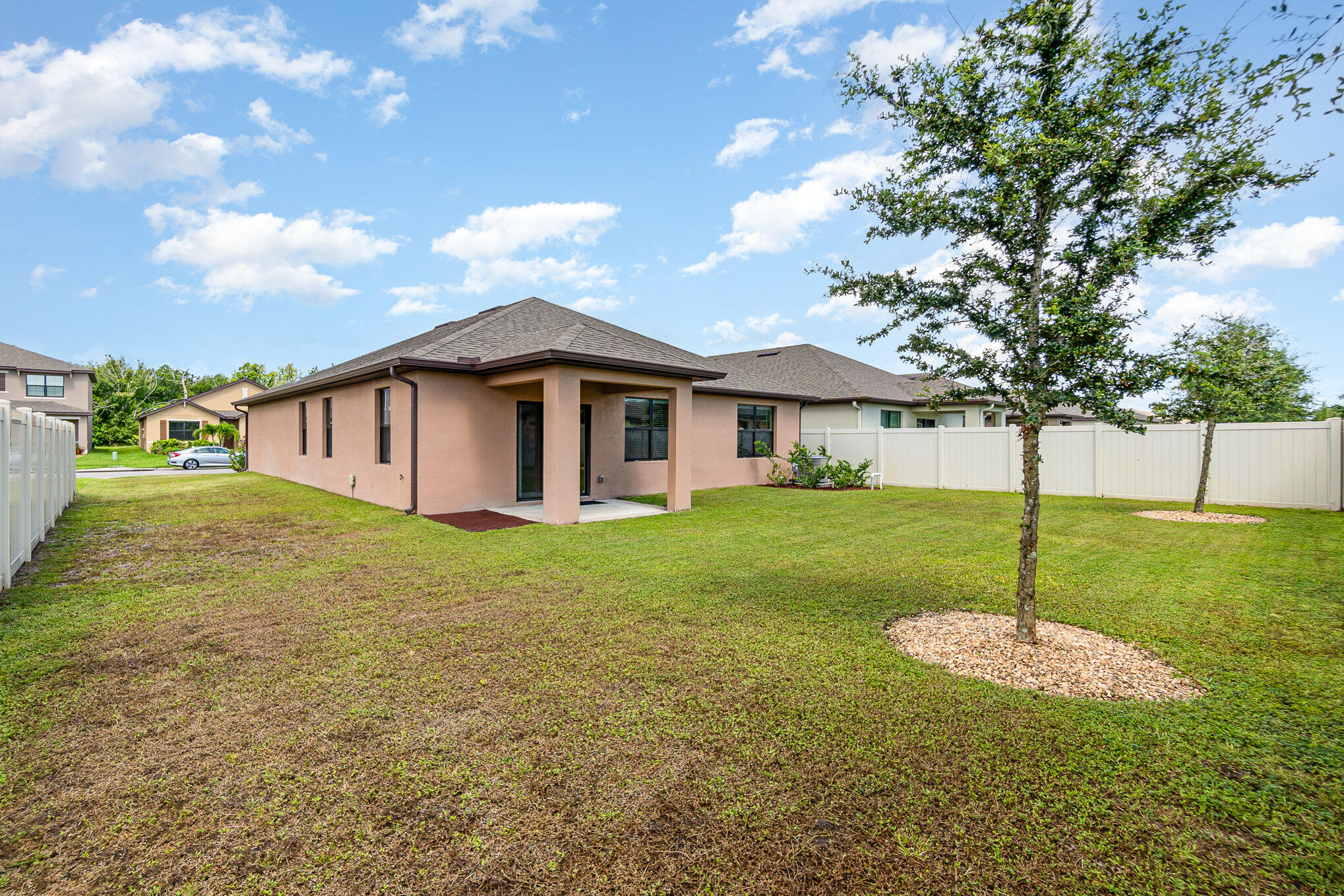 4727 Magenta Isles Drive