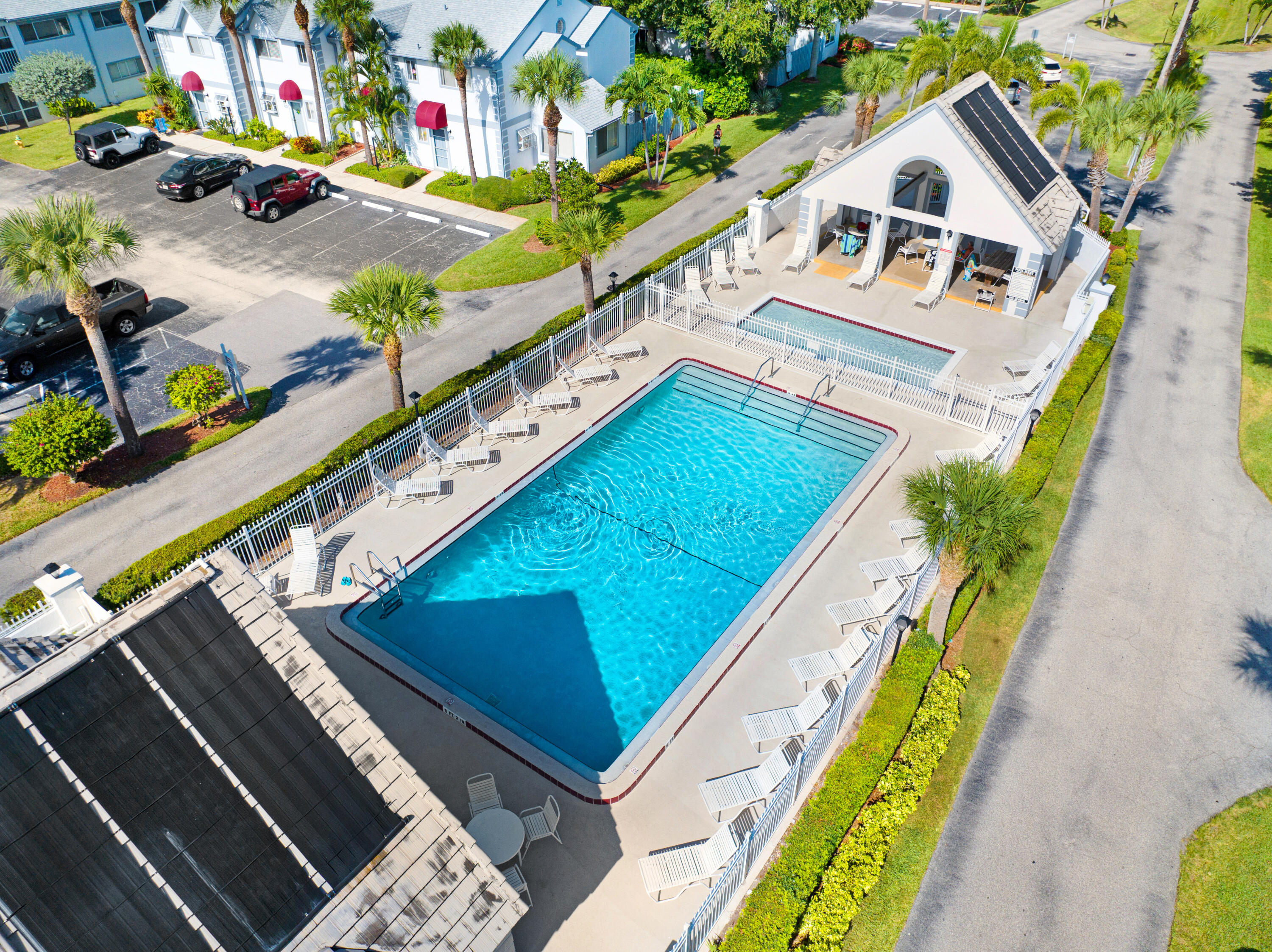 167 Seaport Boulevard, 32
