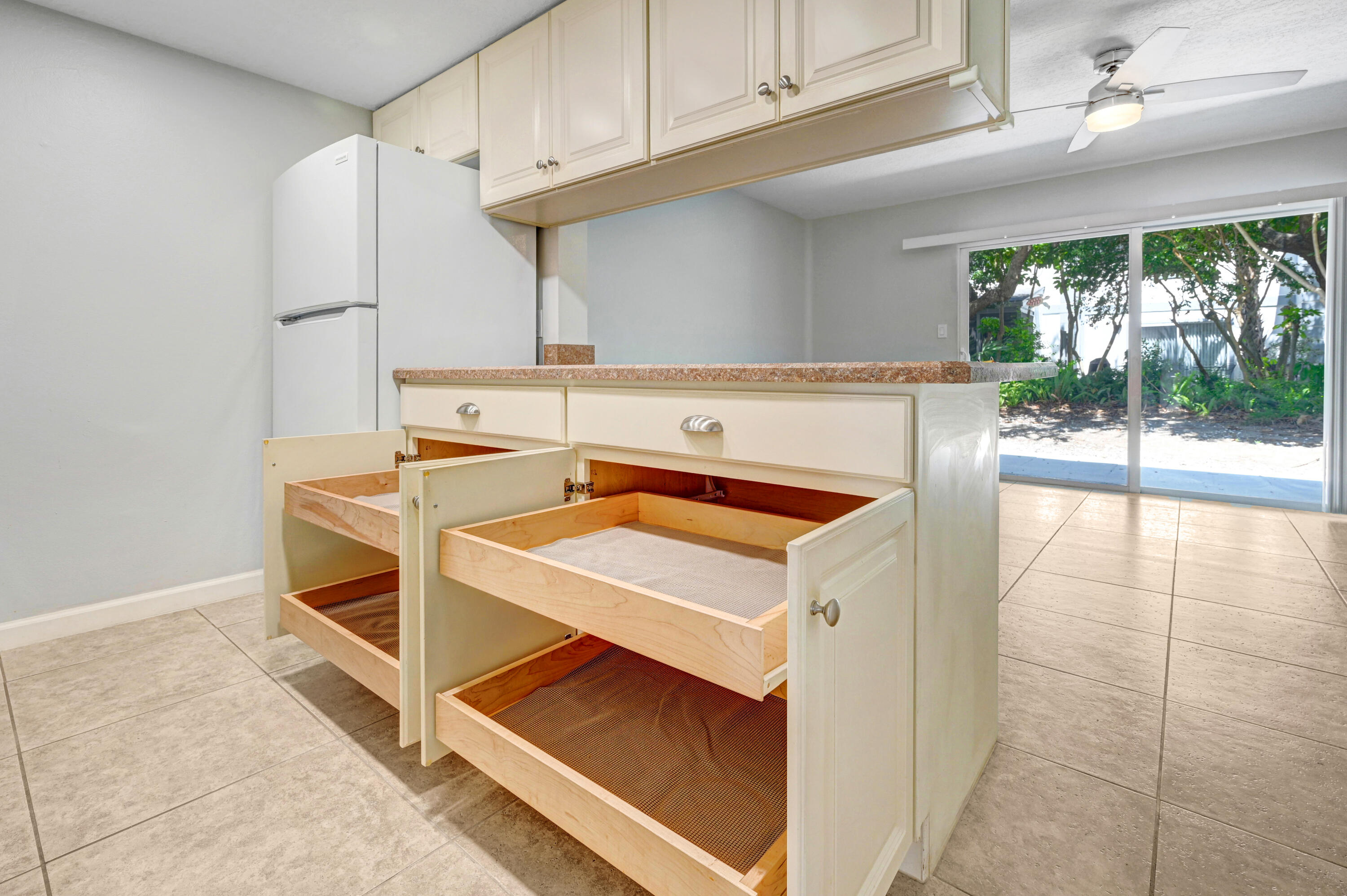 167 Seaport Boulevard, 32