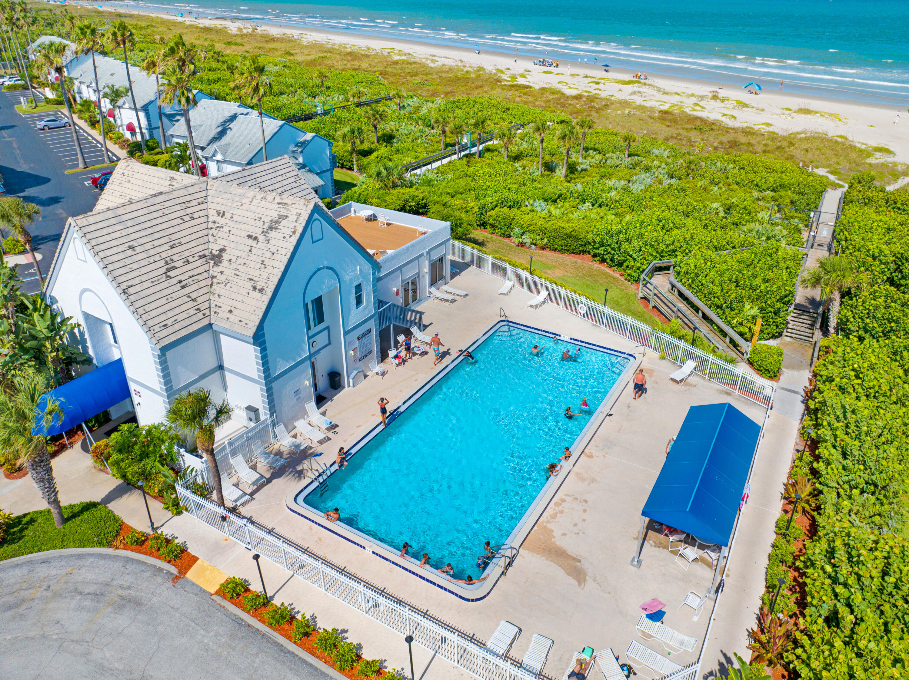 167 Seaport Boulevard, 32