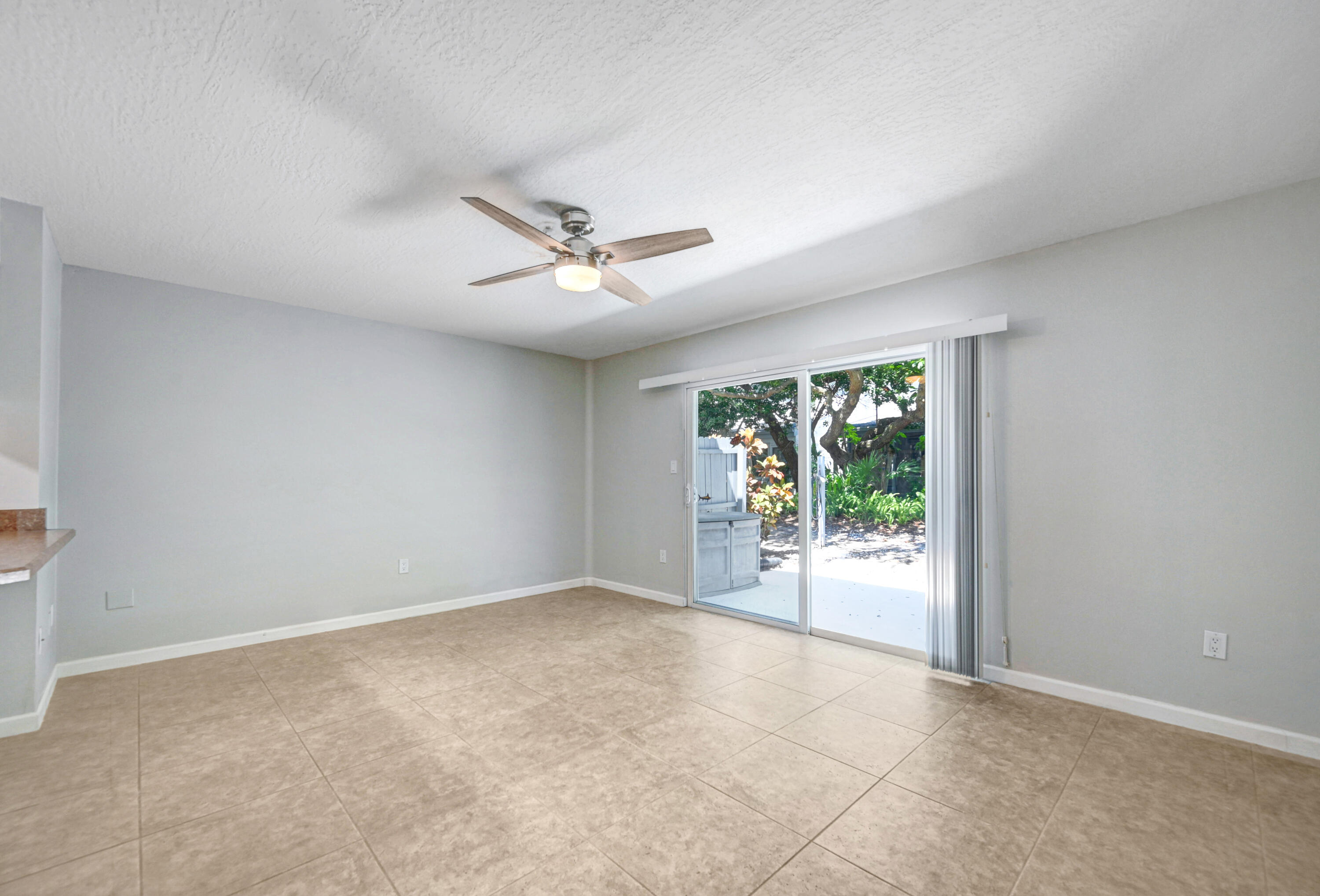 167 Seaport Boulevard, 32
