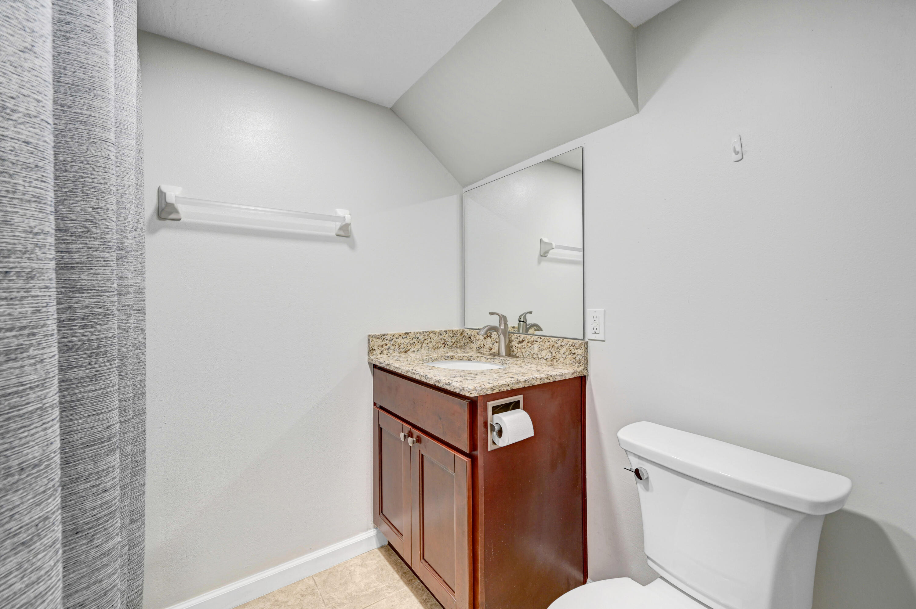 167 Seaport Boulevard, 32