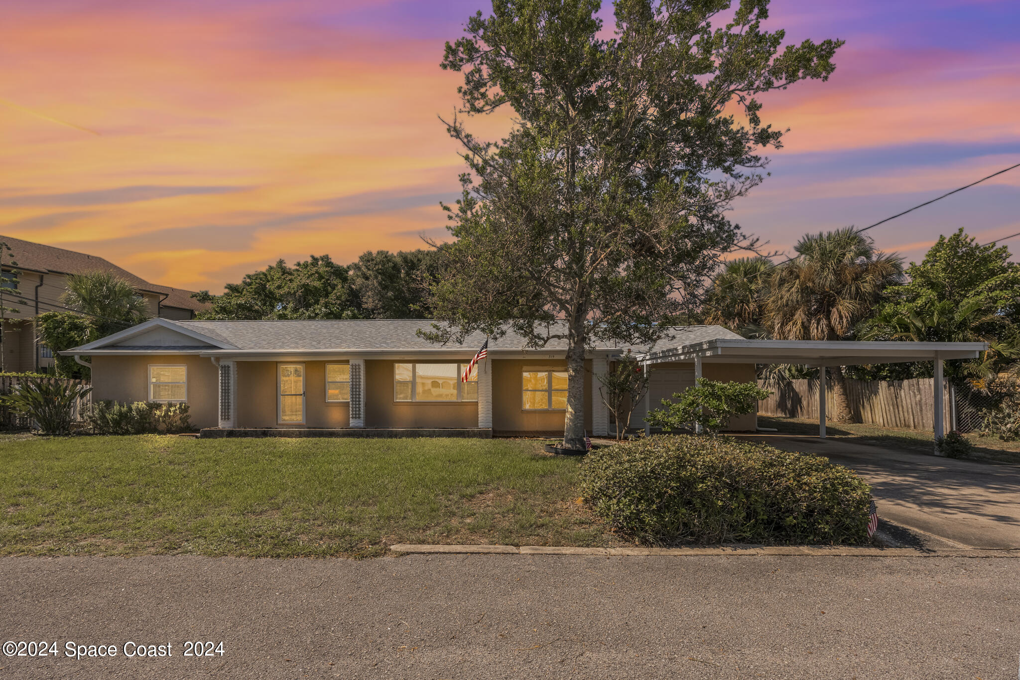 319 Howard Lane