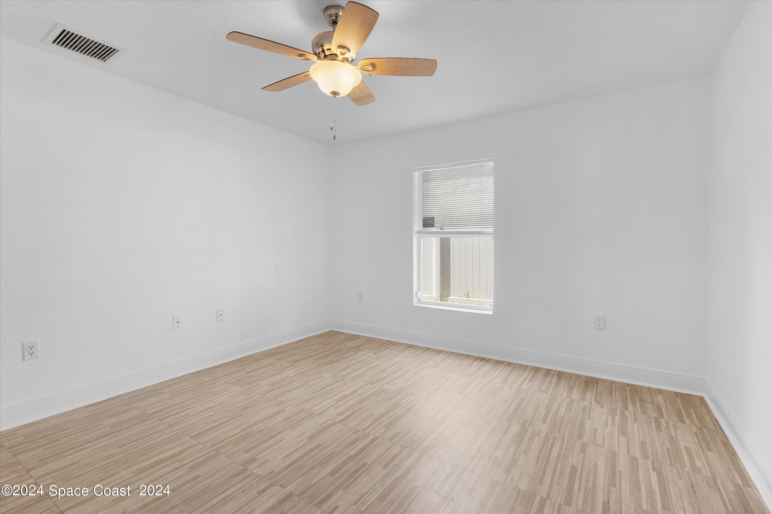 1137 Scyphers Street NE