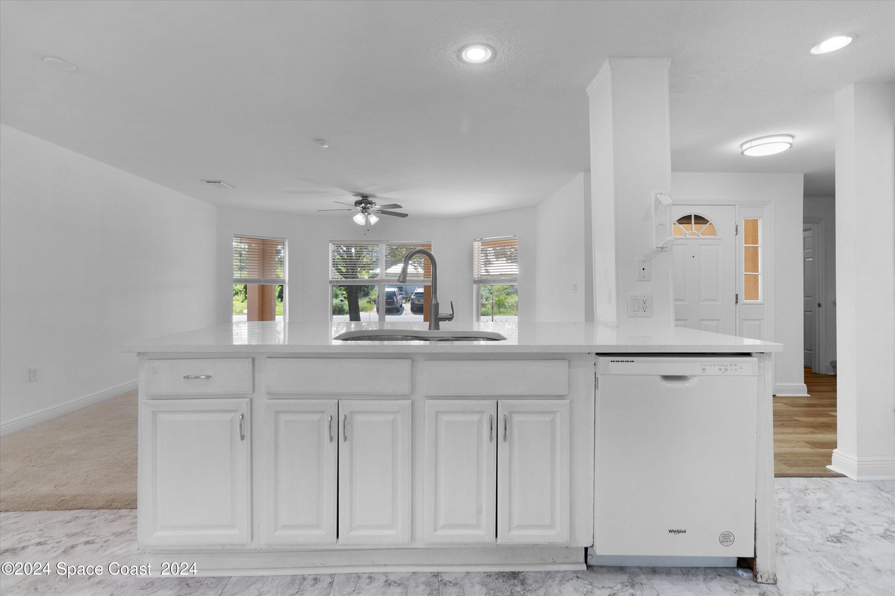 1137 Scyphers Street NE