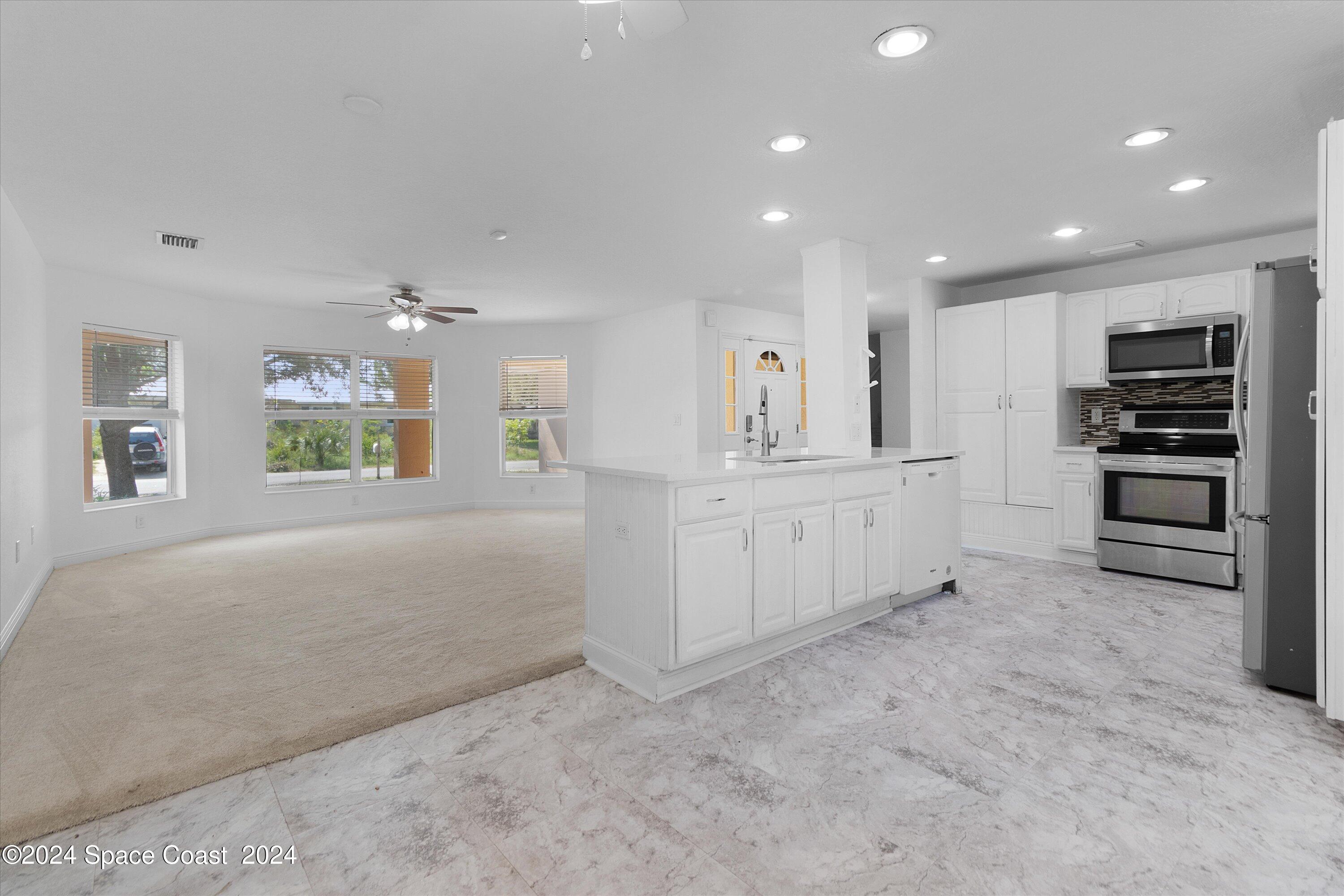 1137 Scyphers Street NE