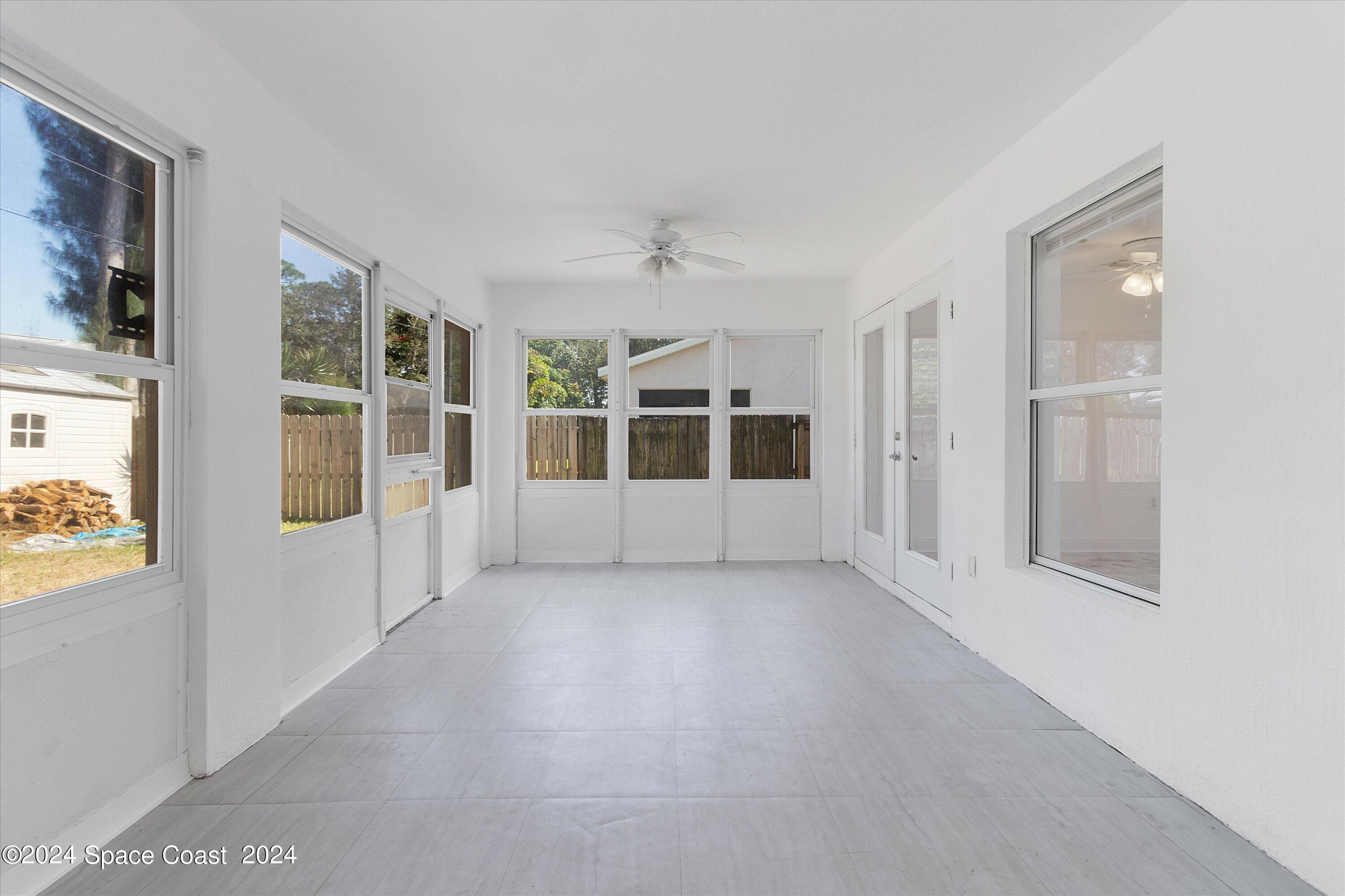 1137 Scyphers Street NE