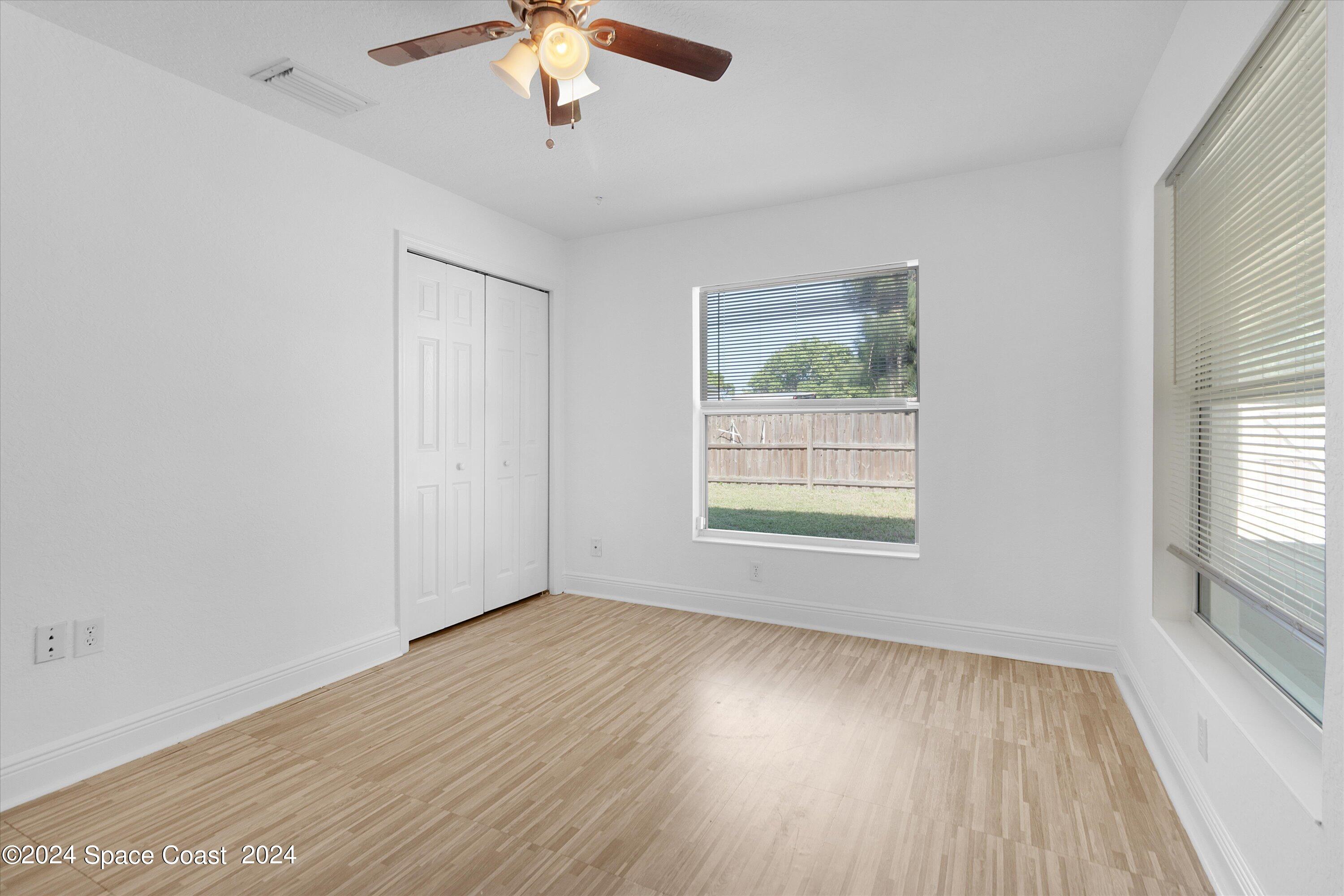 1137 Scyphers Street NE