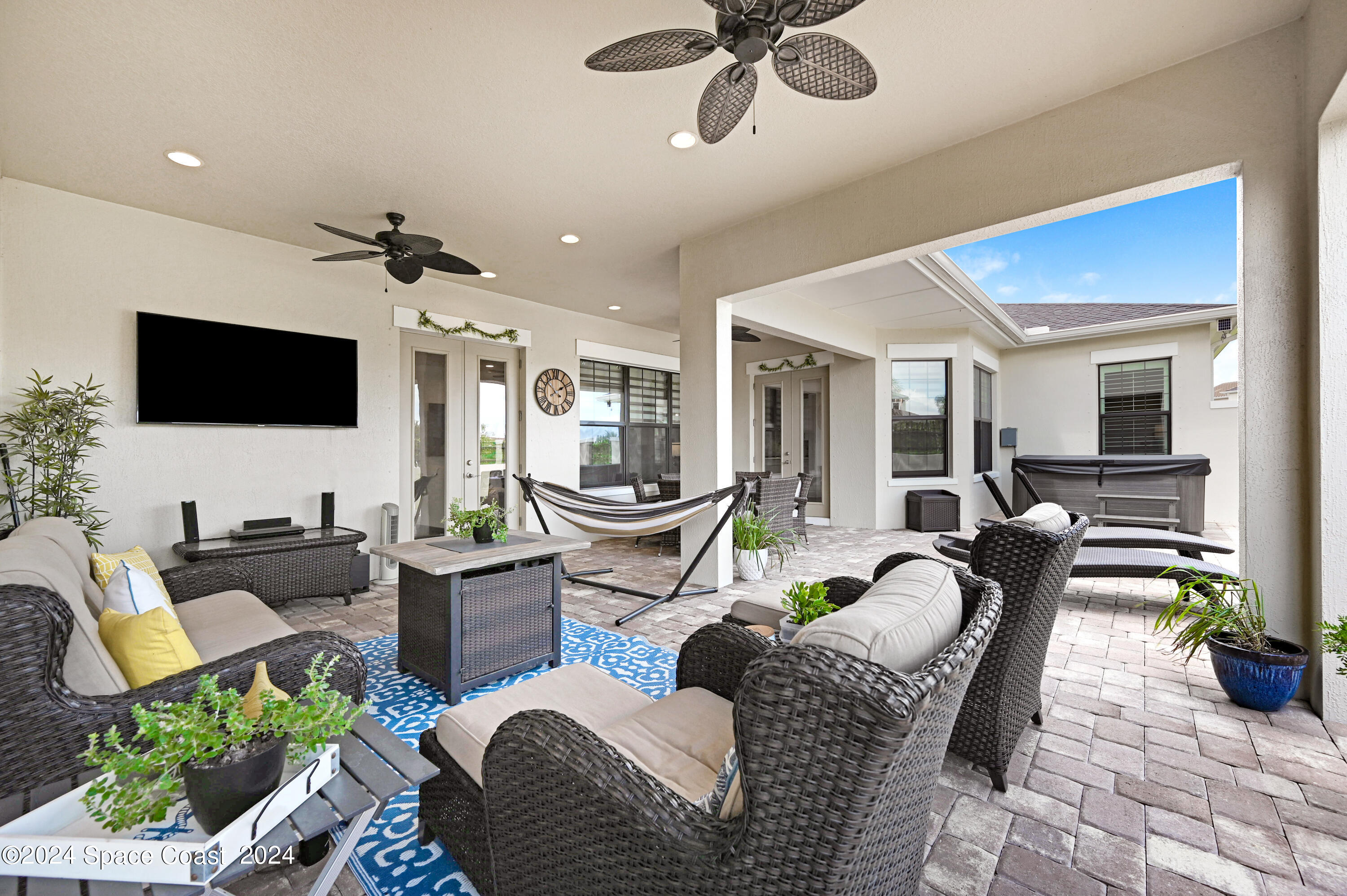 2211 Trava Lane