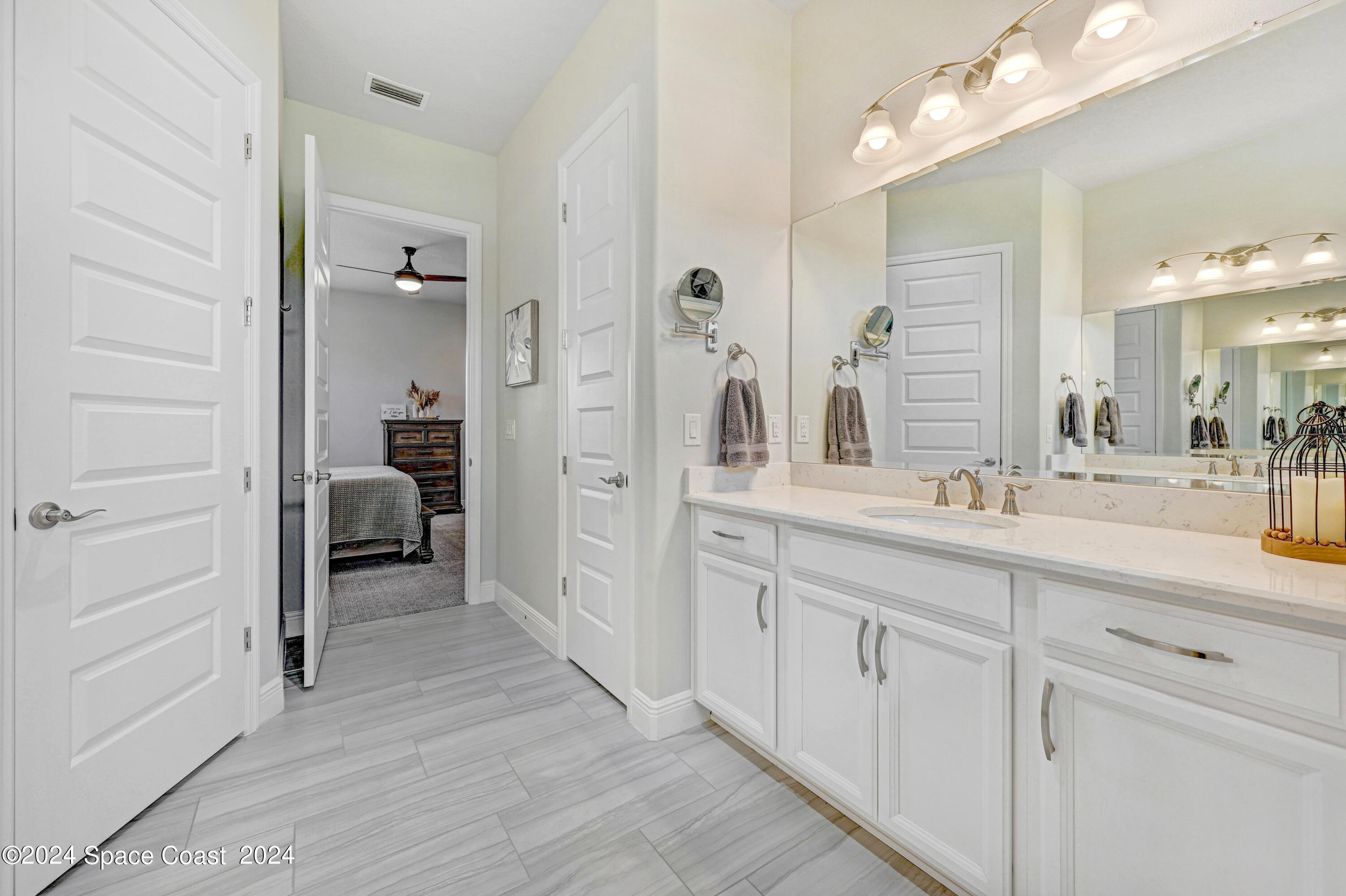 2211 Trava Lane