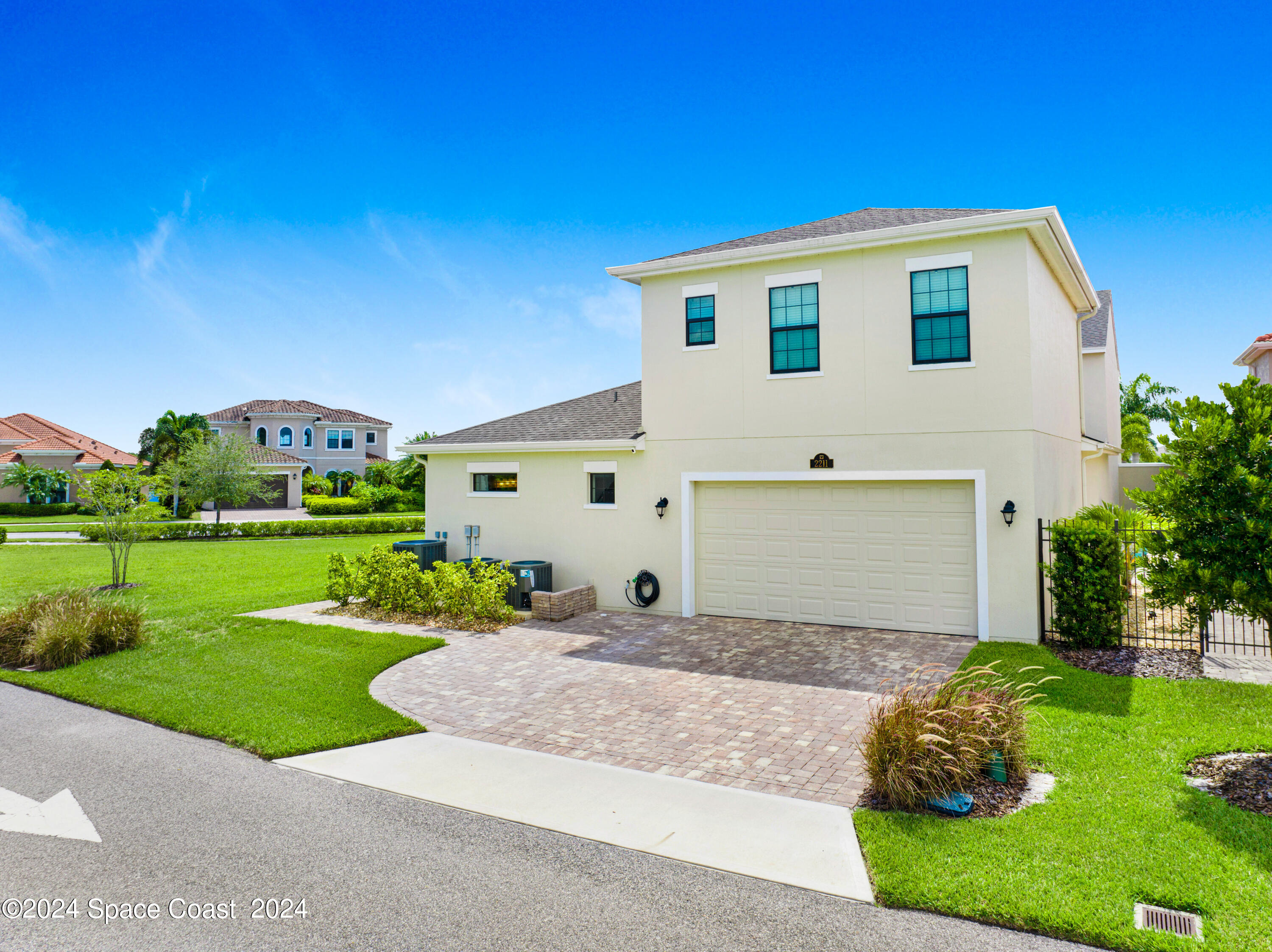 2211 Trava Lane