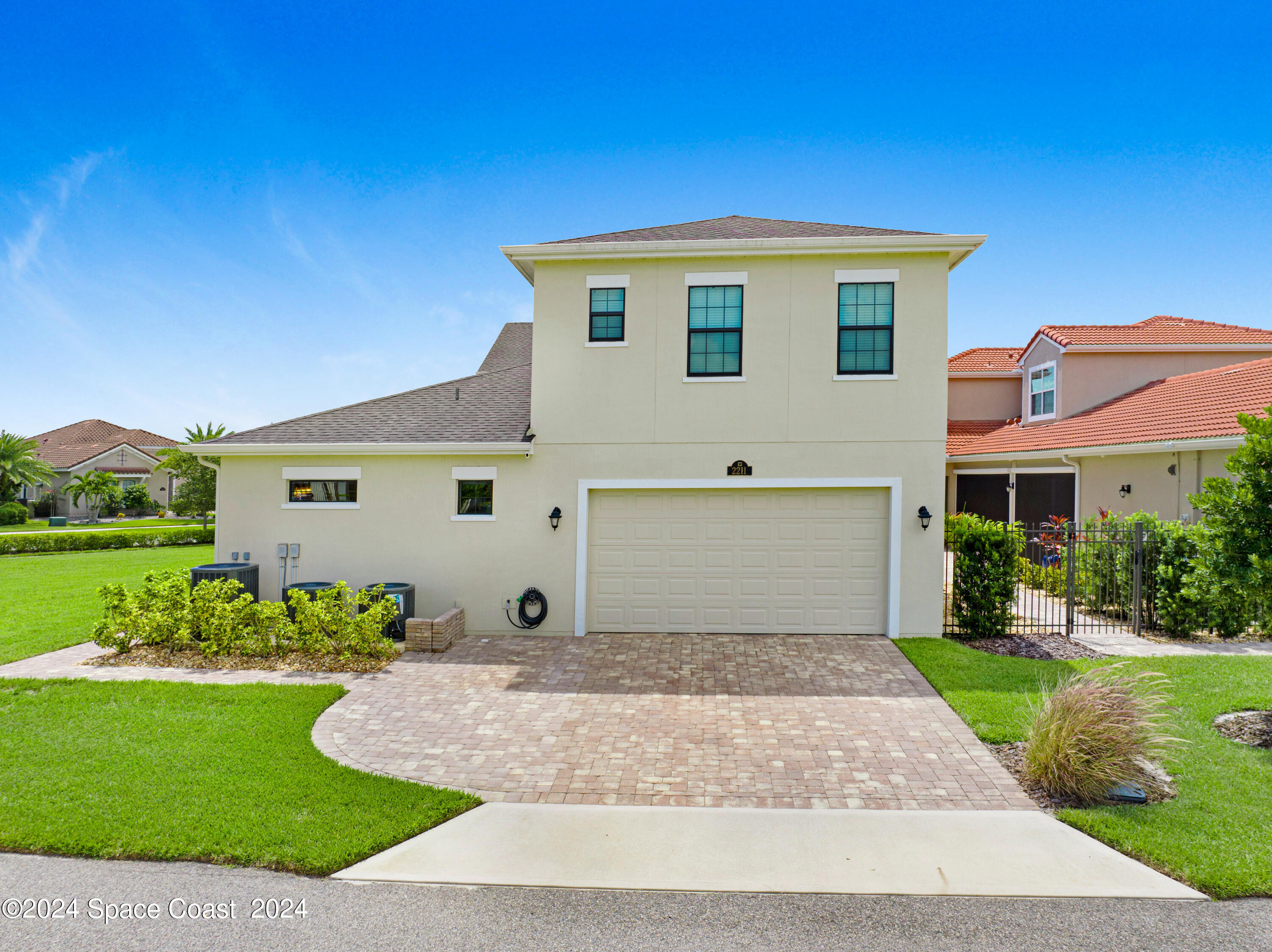 2211 Trava Lane
