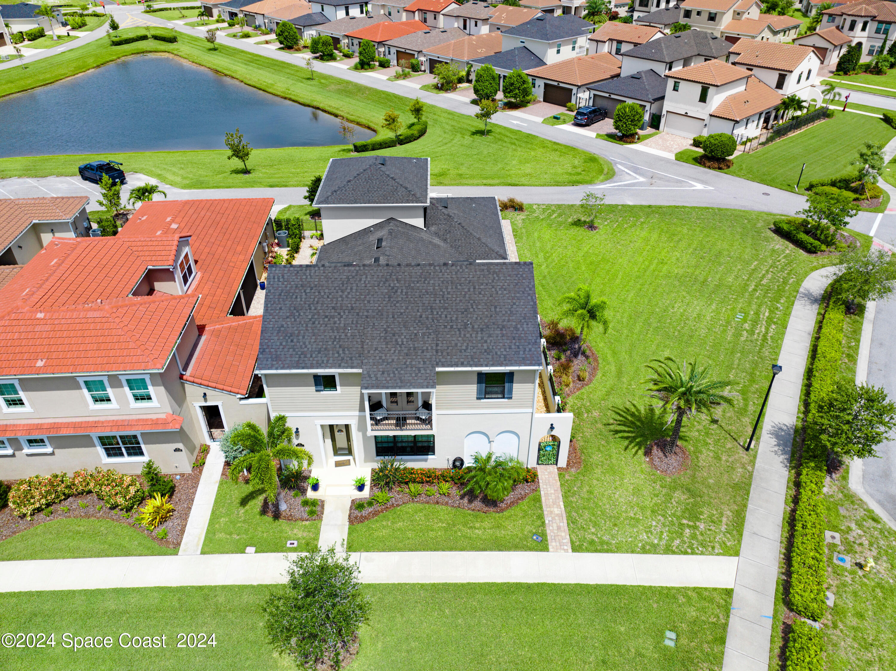 2211 Trava Lane