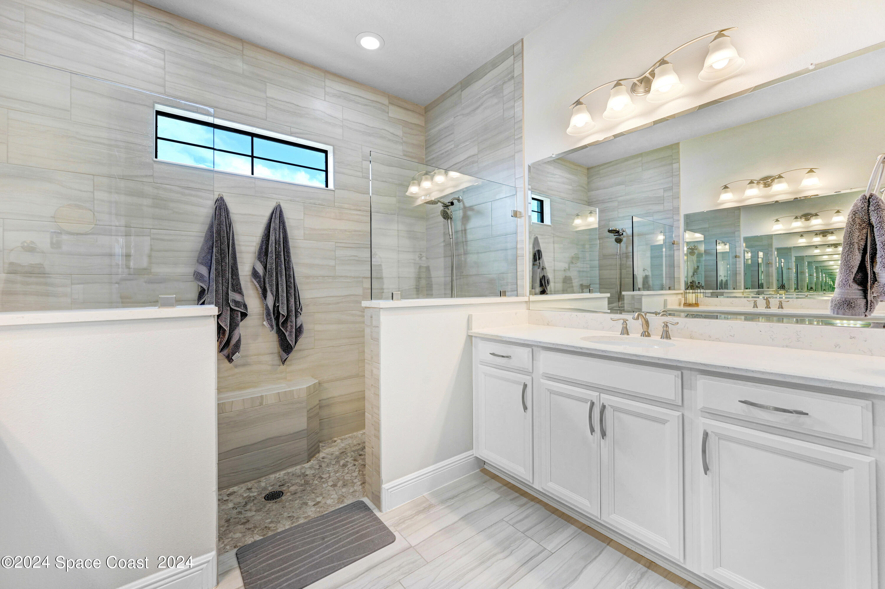 2211 Trava Lane