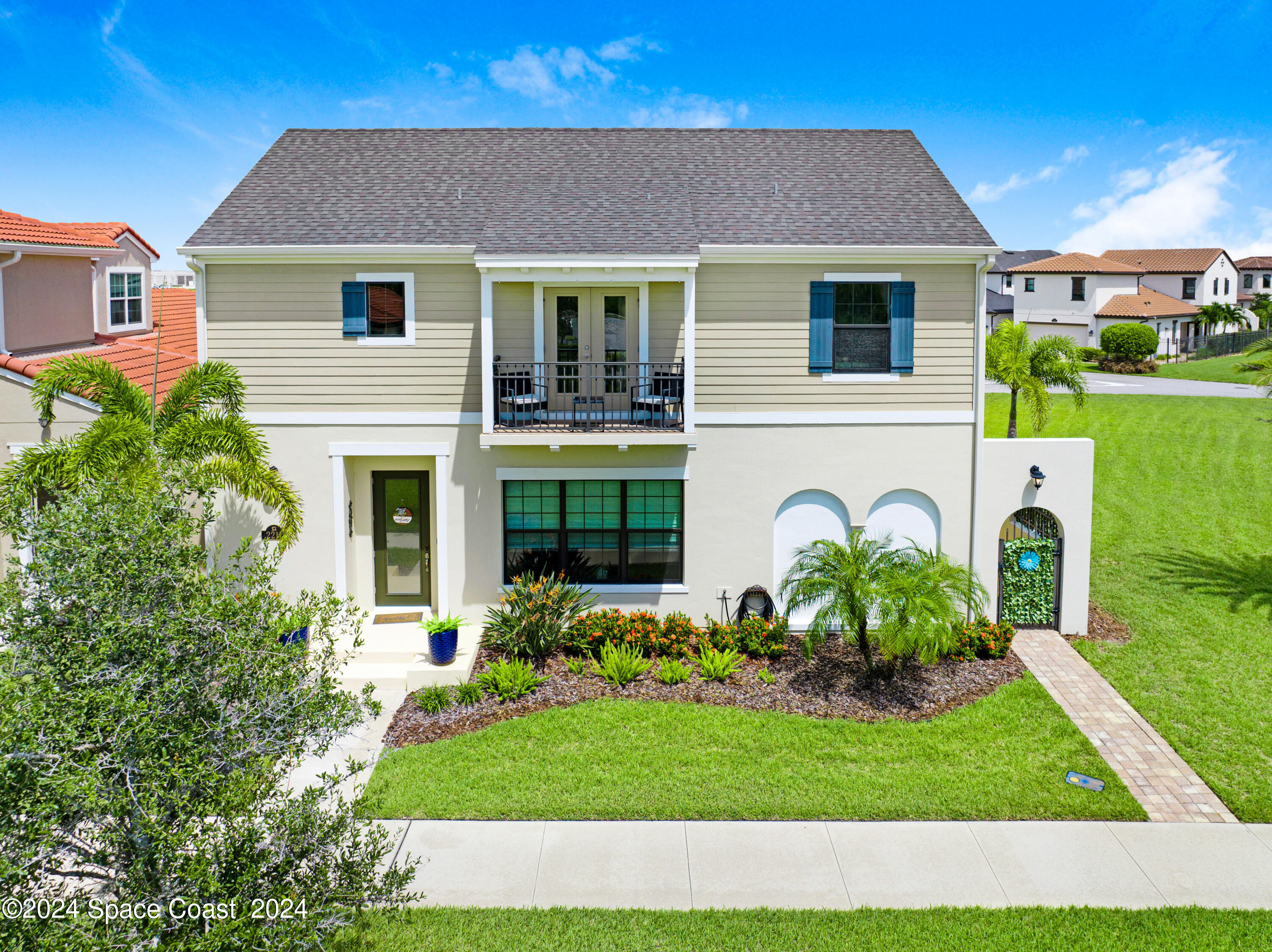 2211 Trava Lane