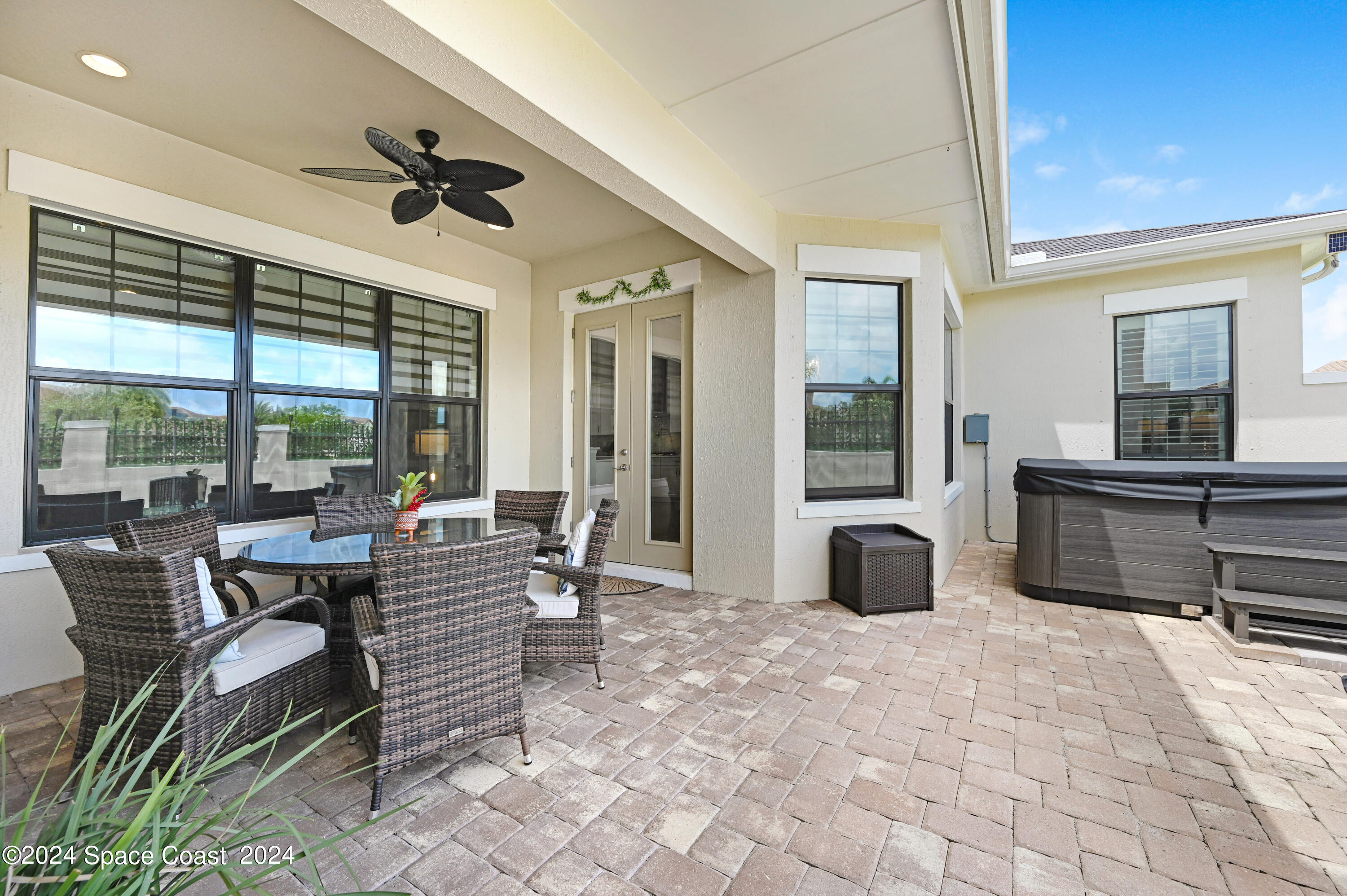 2211 Trava Lane