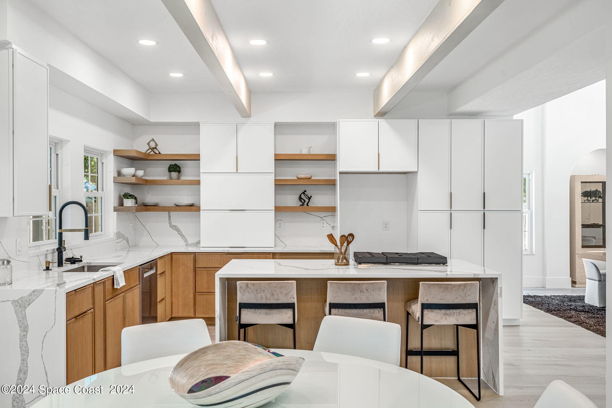 544 Hummingbird Drive