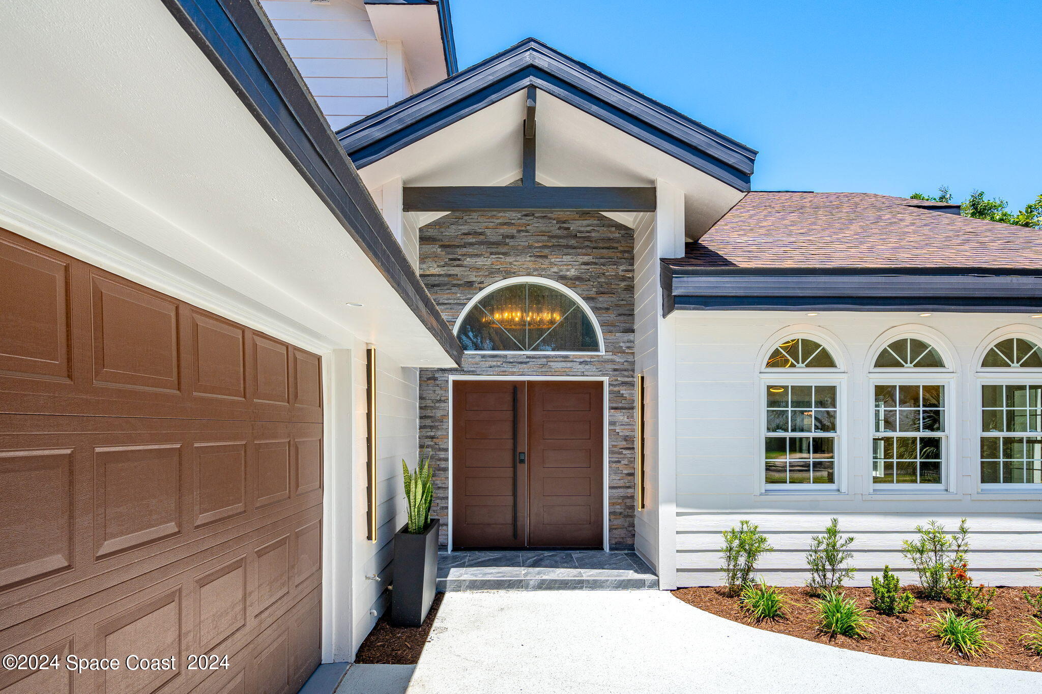 544 Hummingbird Drive