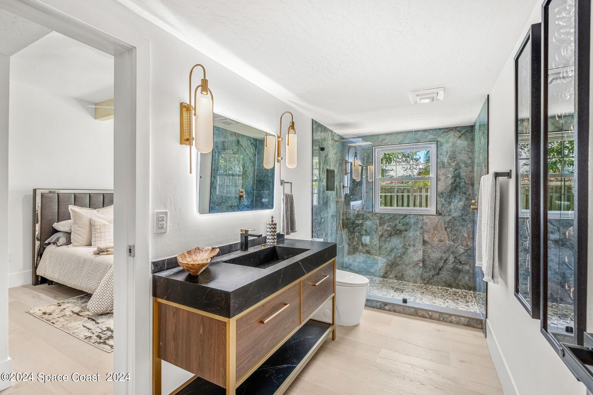 544 Hummingbird Drive
