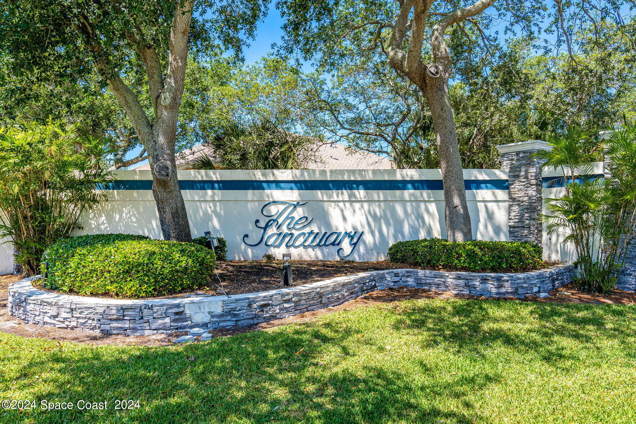 544 Hummingbird Drive