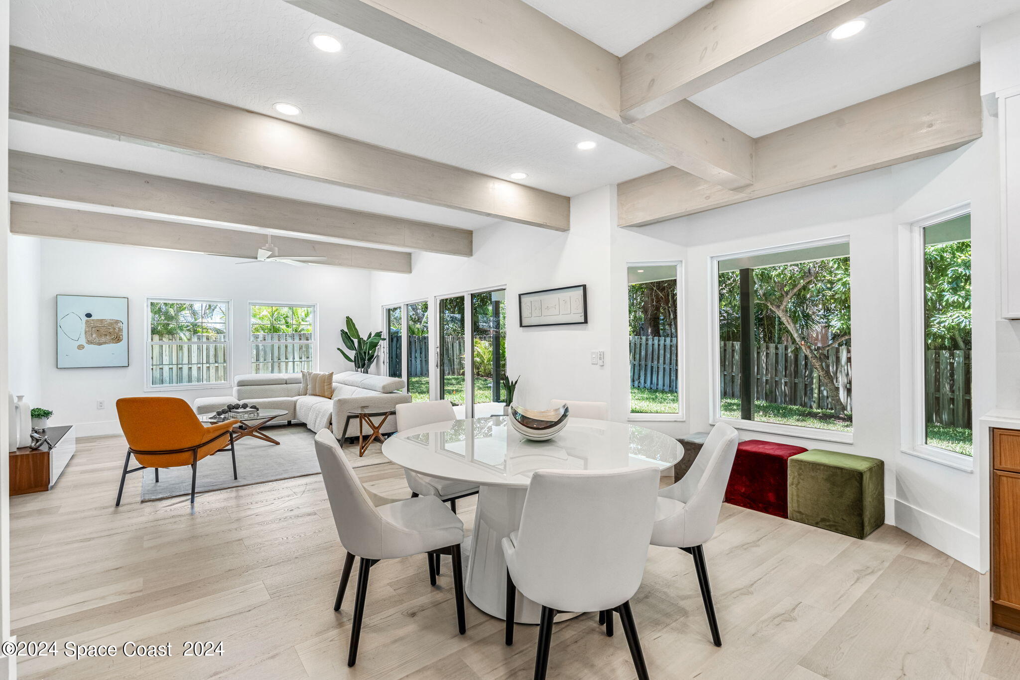544 Hummingbird Drive