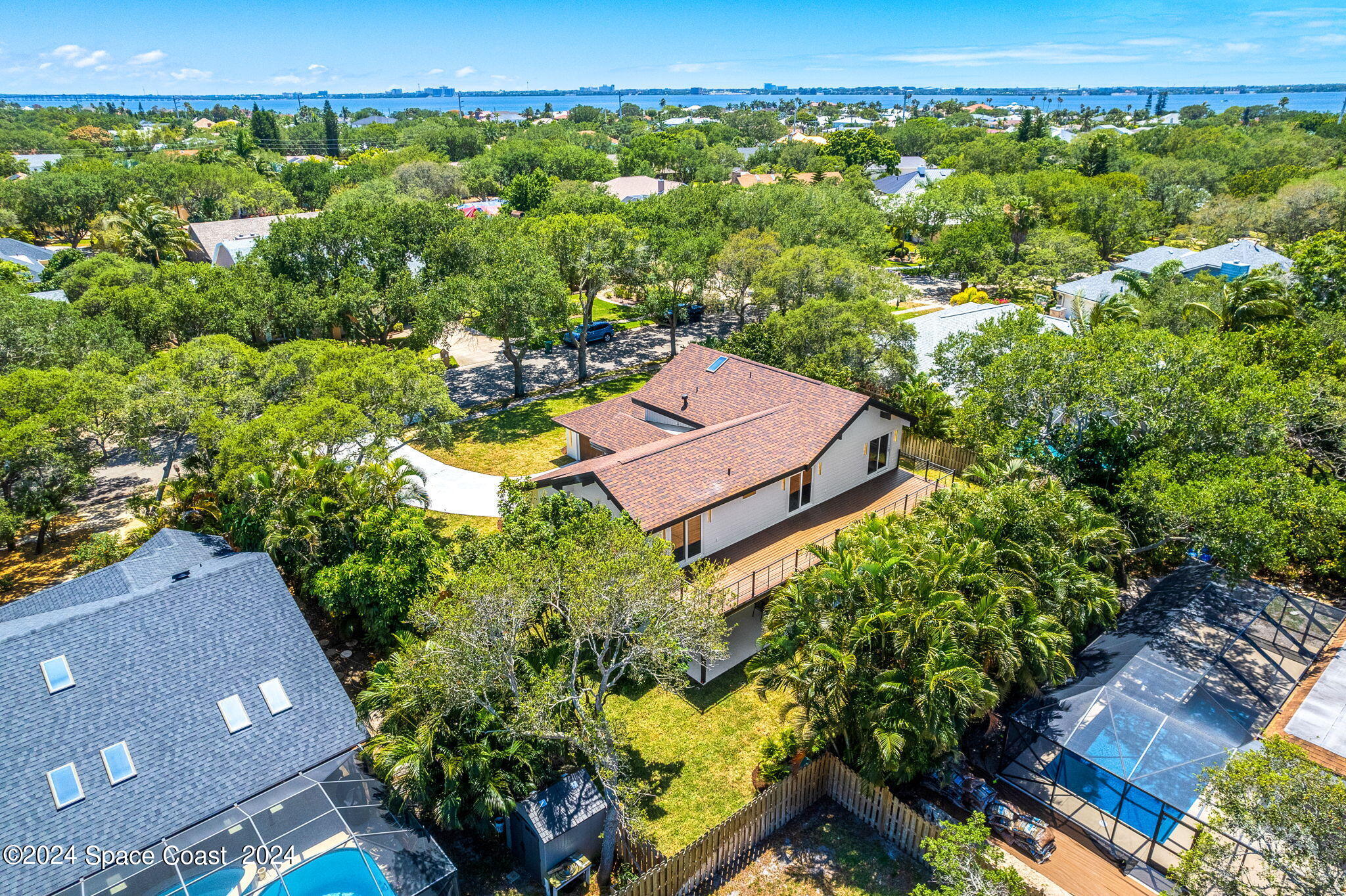 544 Hummingbird Drive