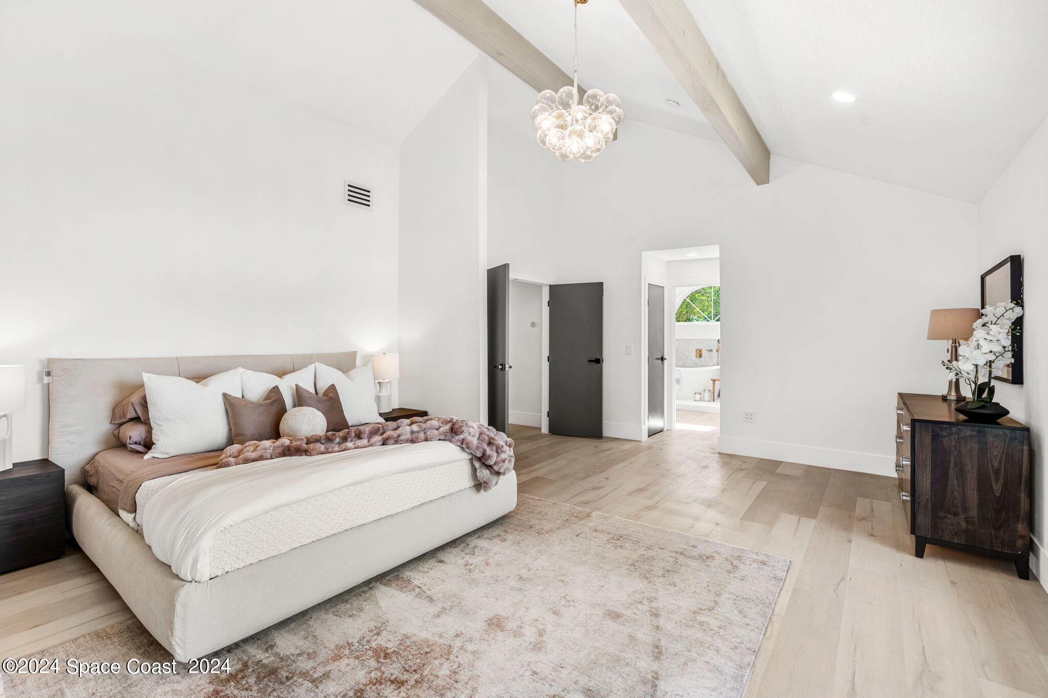 544 Hummingbird Drive