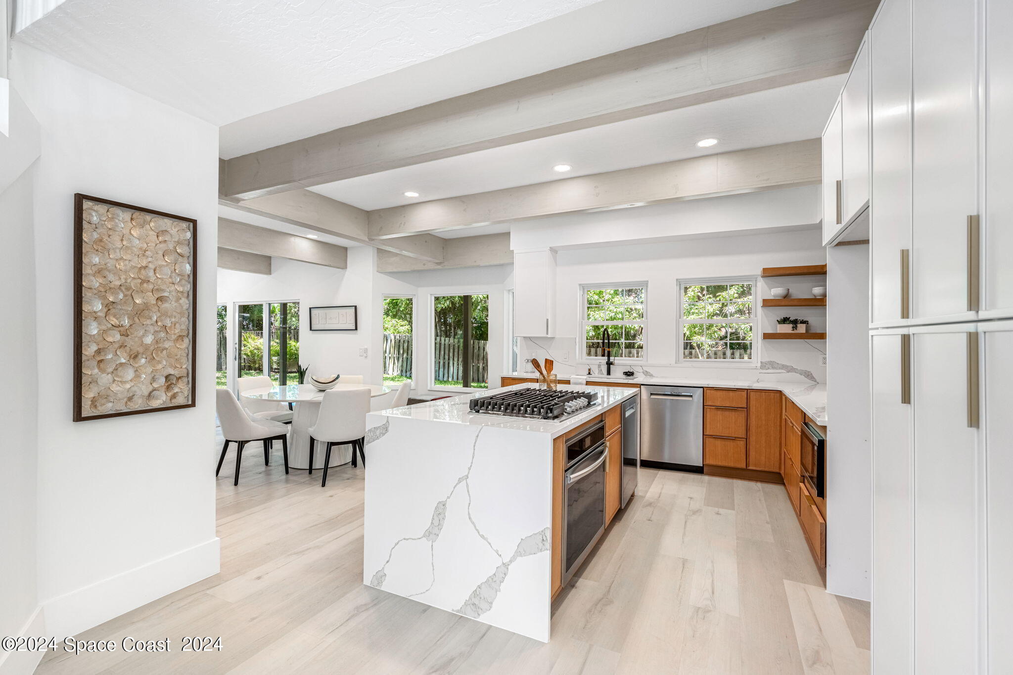 544 Hummingbird Drive