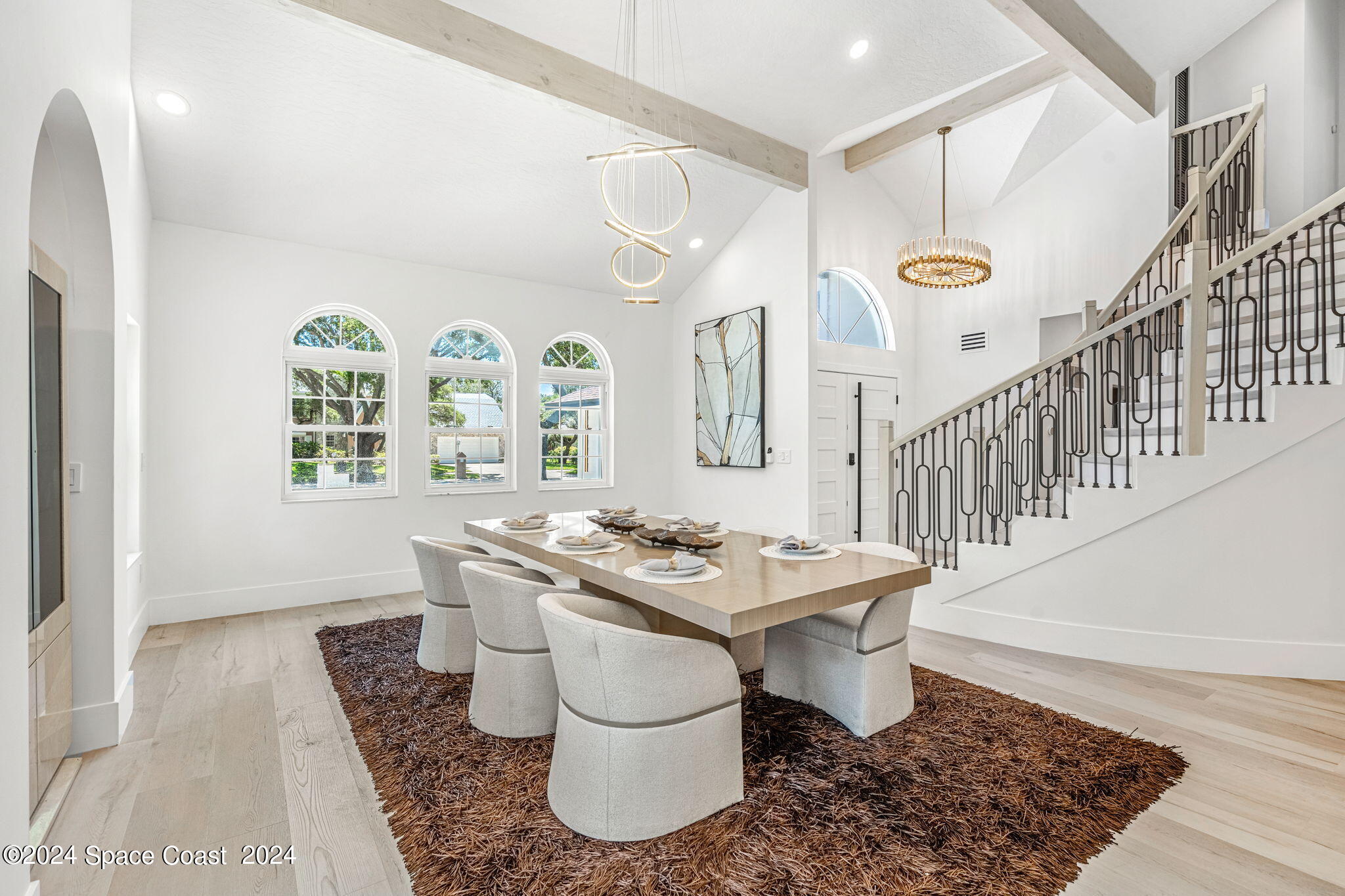 544 Hummingbird Drive