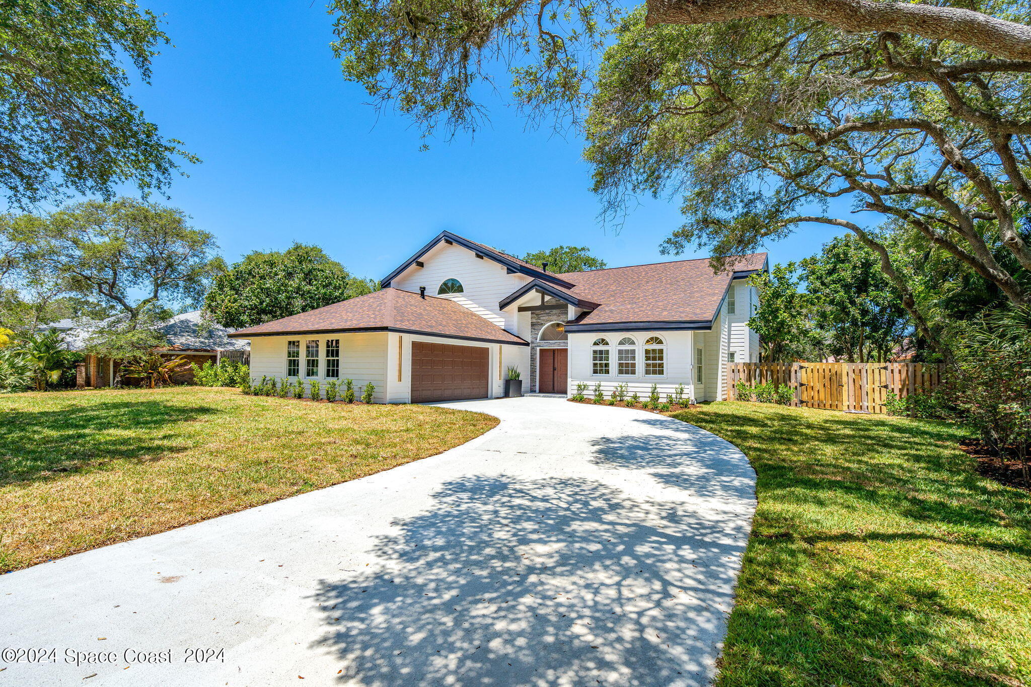 544 Hummingbird Drive