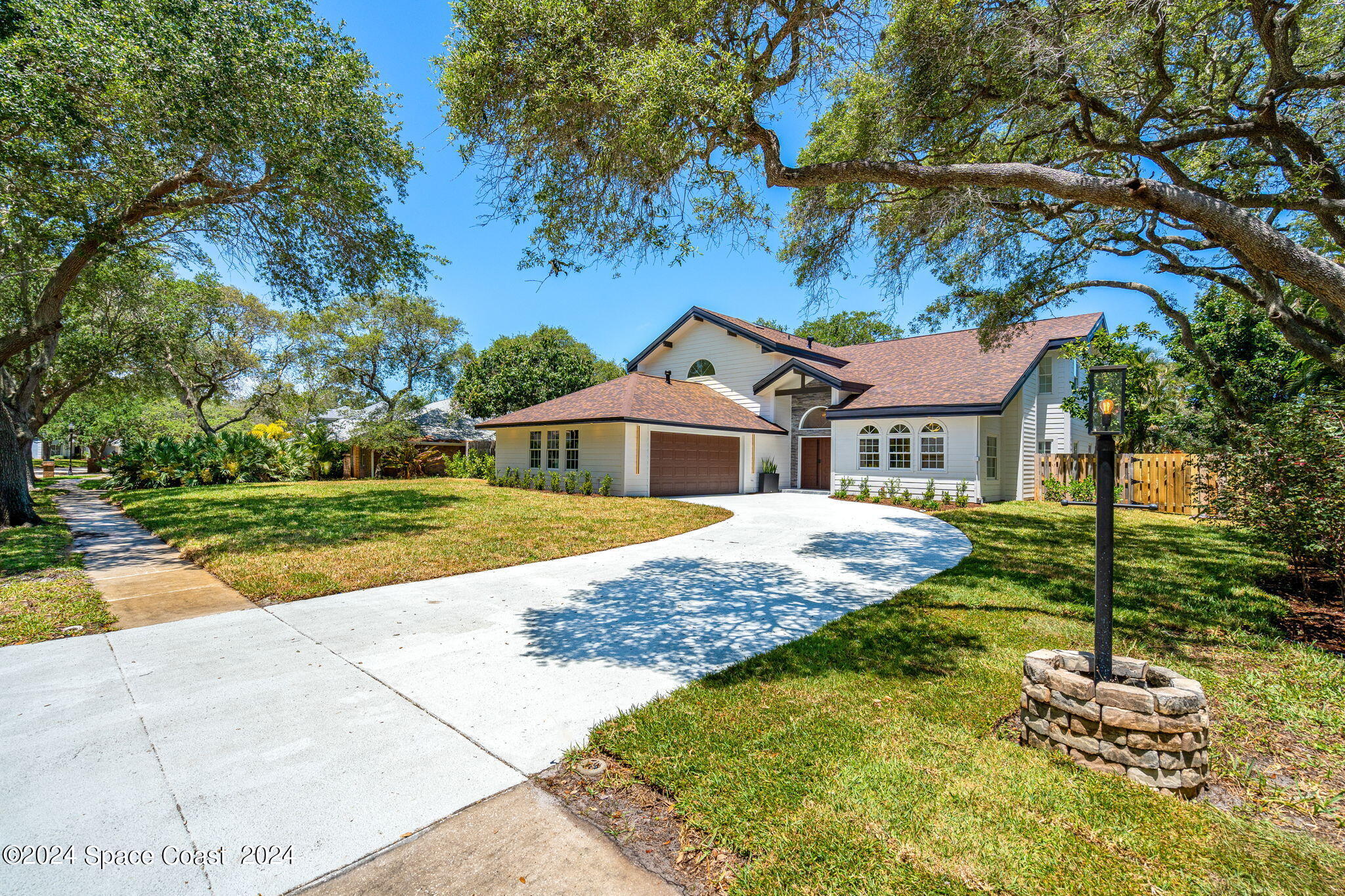 544 Hummingbird Drive