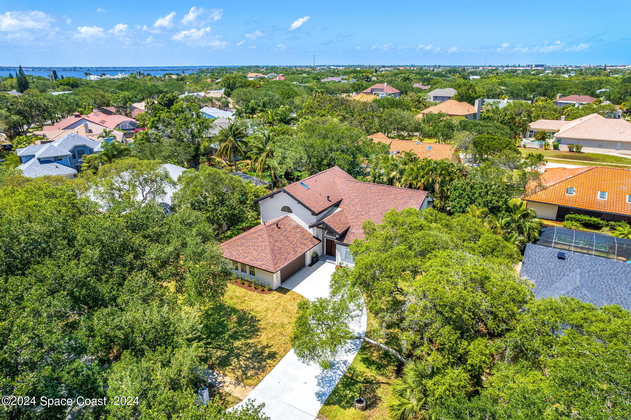 544 Hummingbird Drive