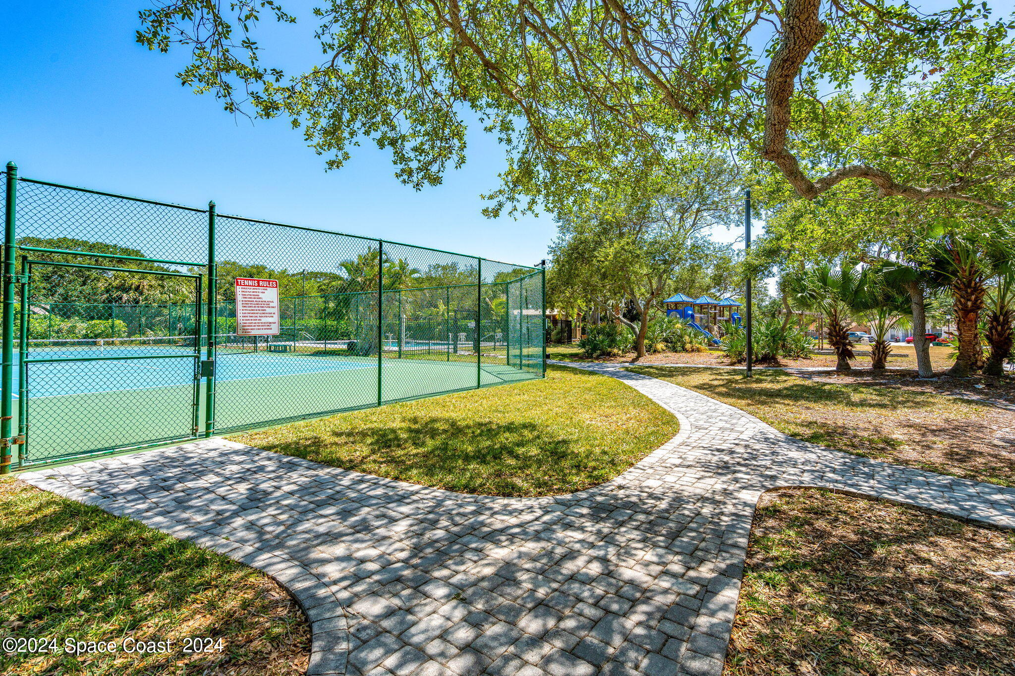544 Hummingbird Drive