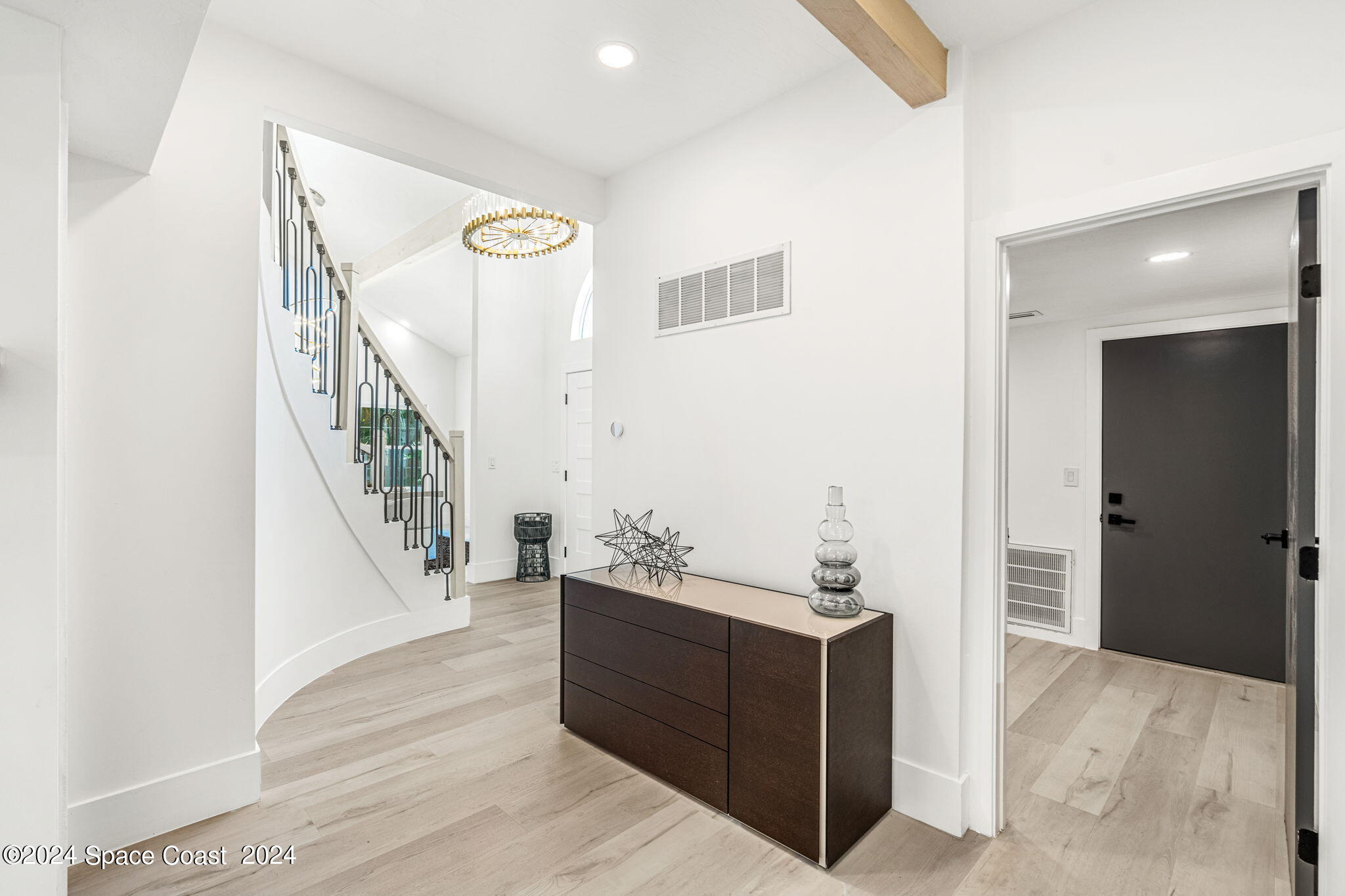 544 Hummingbird Drive