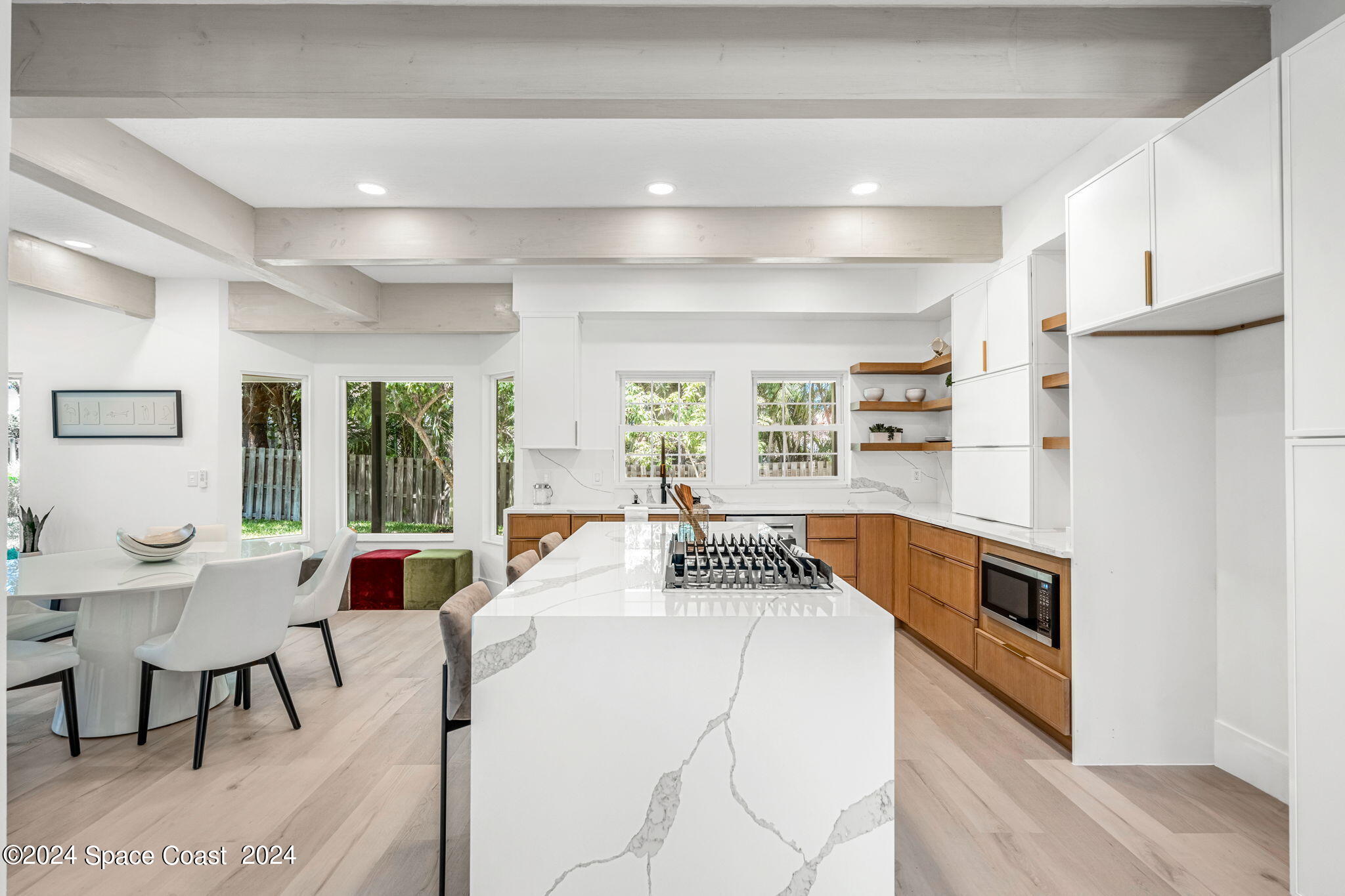 544 Hummingbird Drive