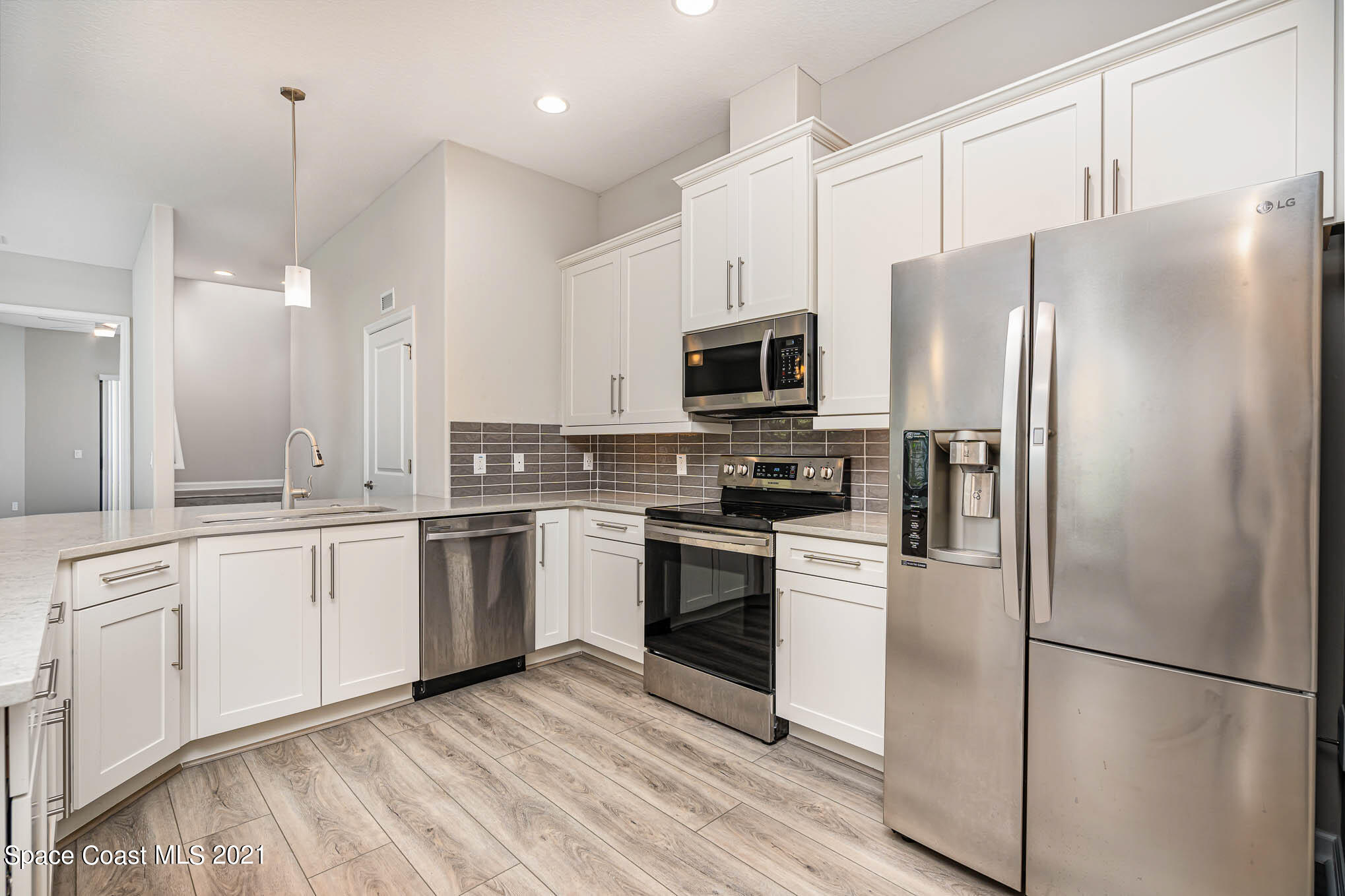 706 Lanai Circle