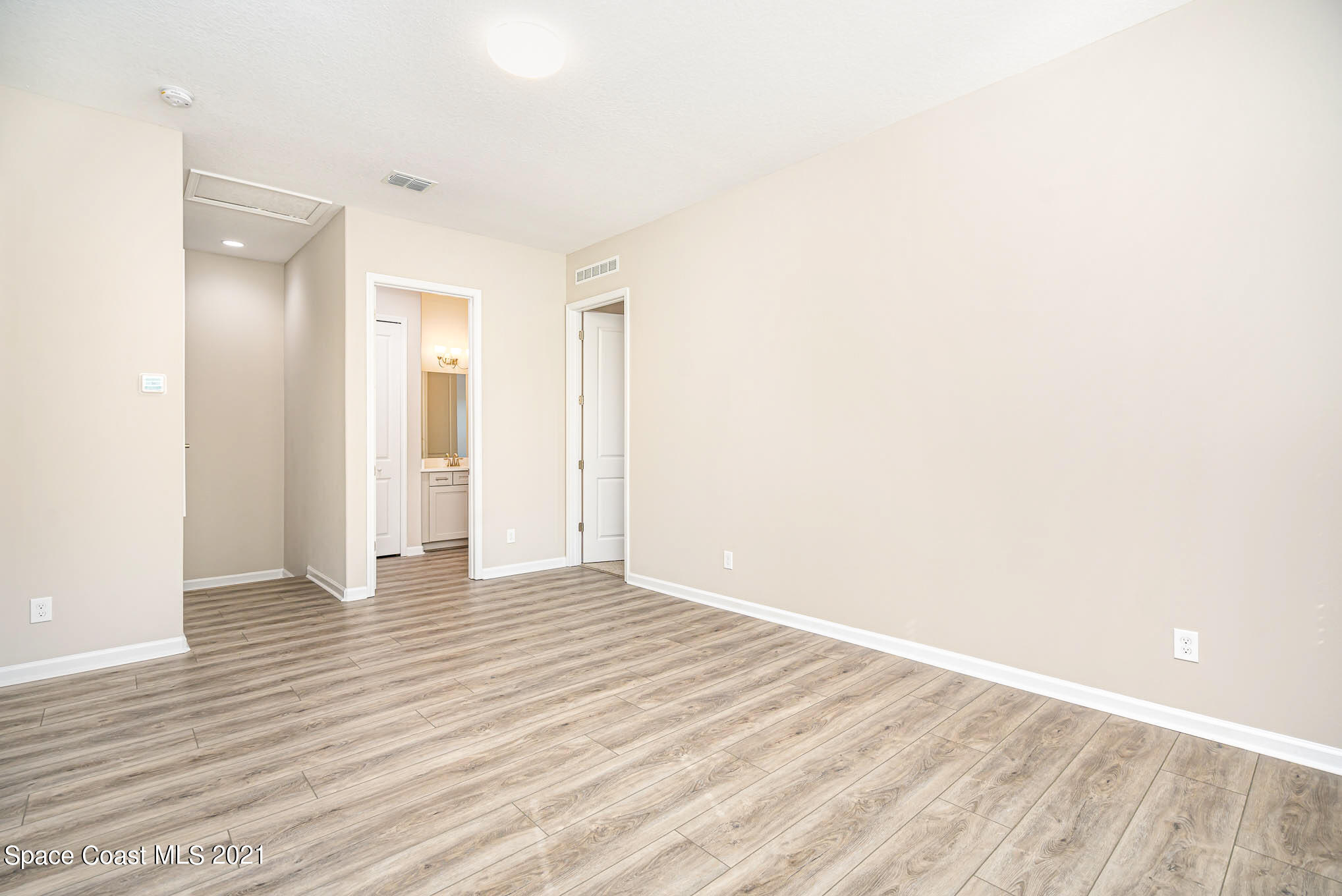 706 Lanai Circle