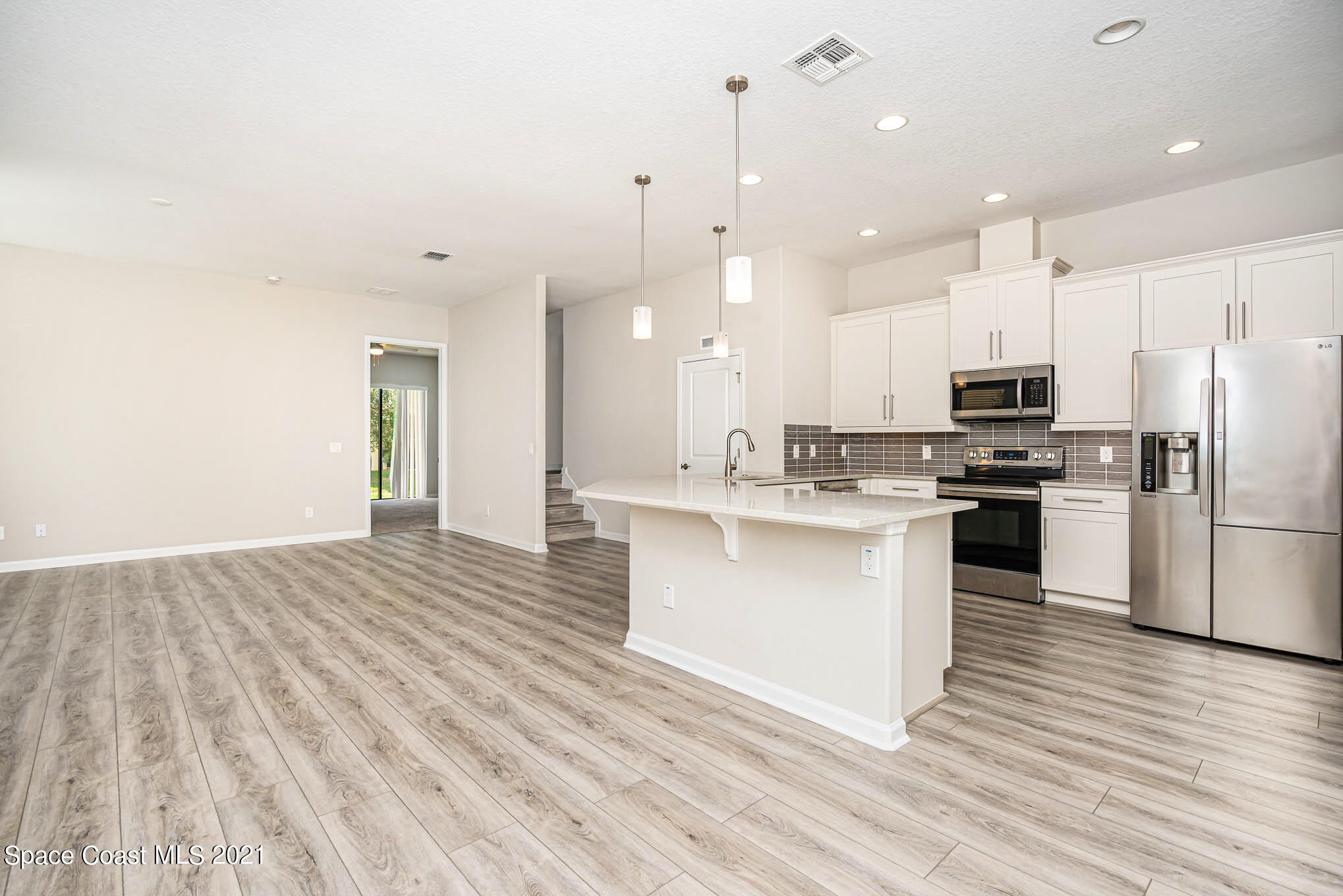 706 Lanai Circle
