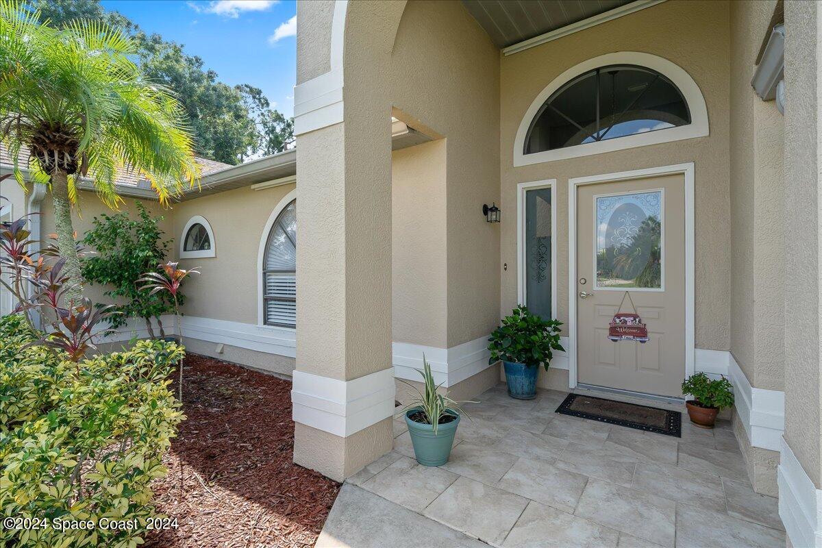 458 Sauders Road SE