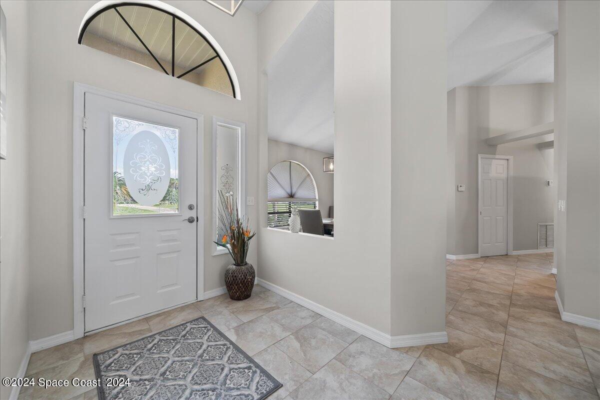 458 Sauders Road SE