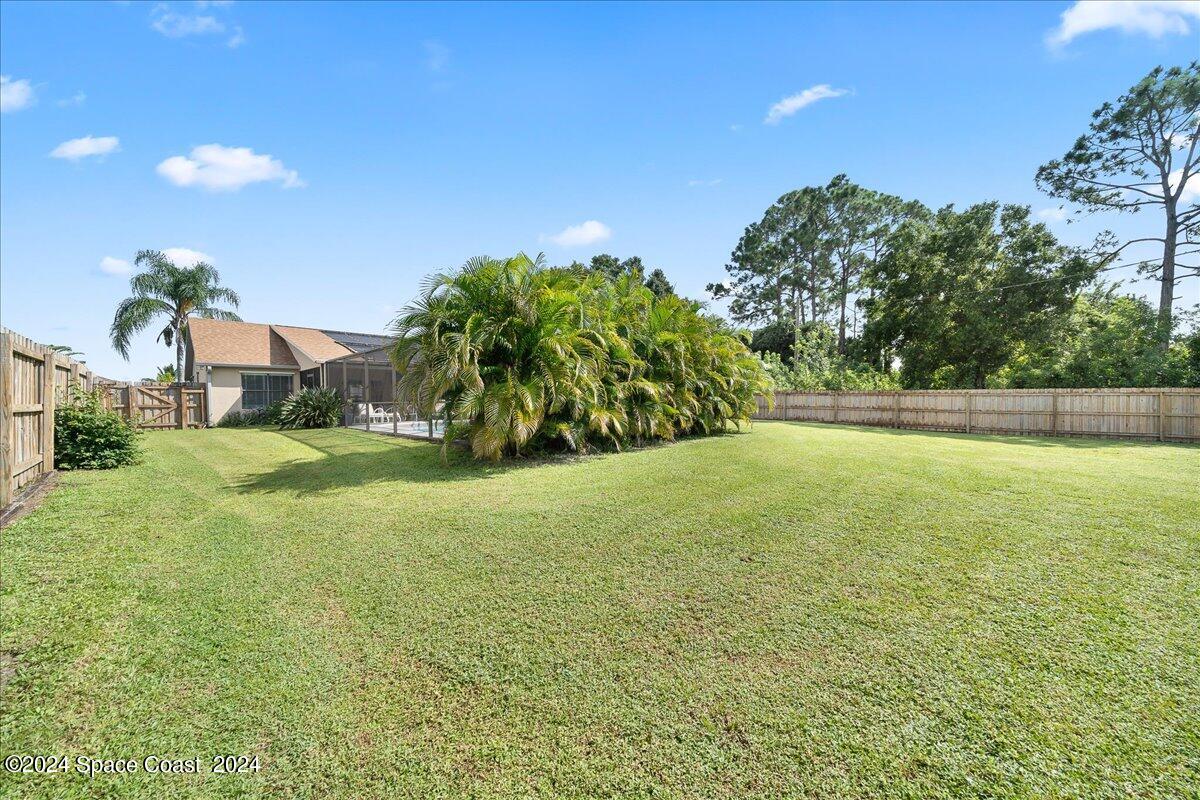 458 Sauders Road SE
