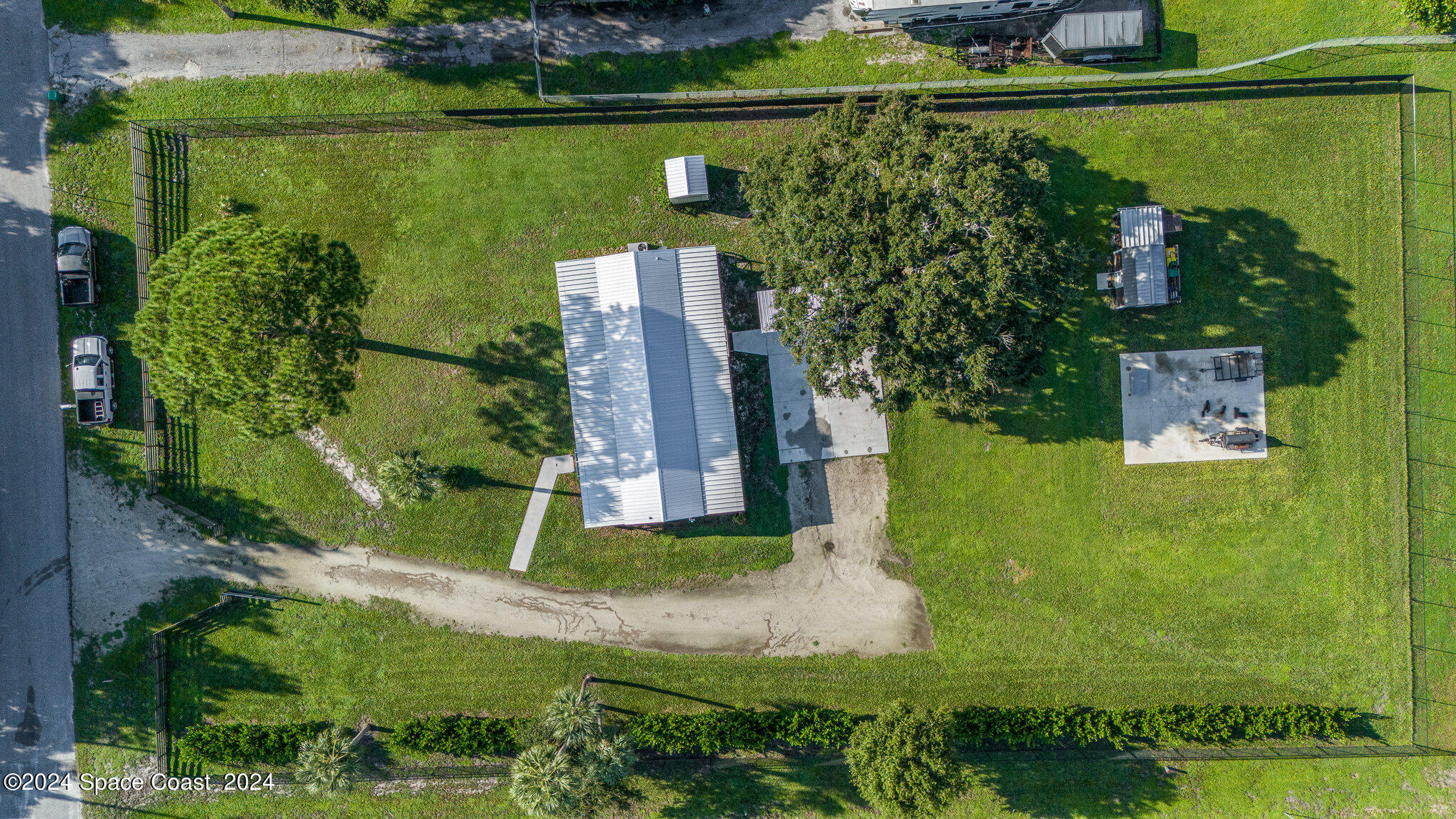8110 Pine Ridge Trail