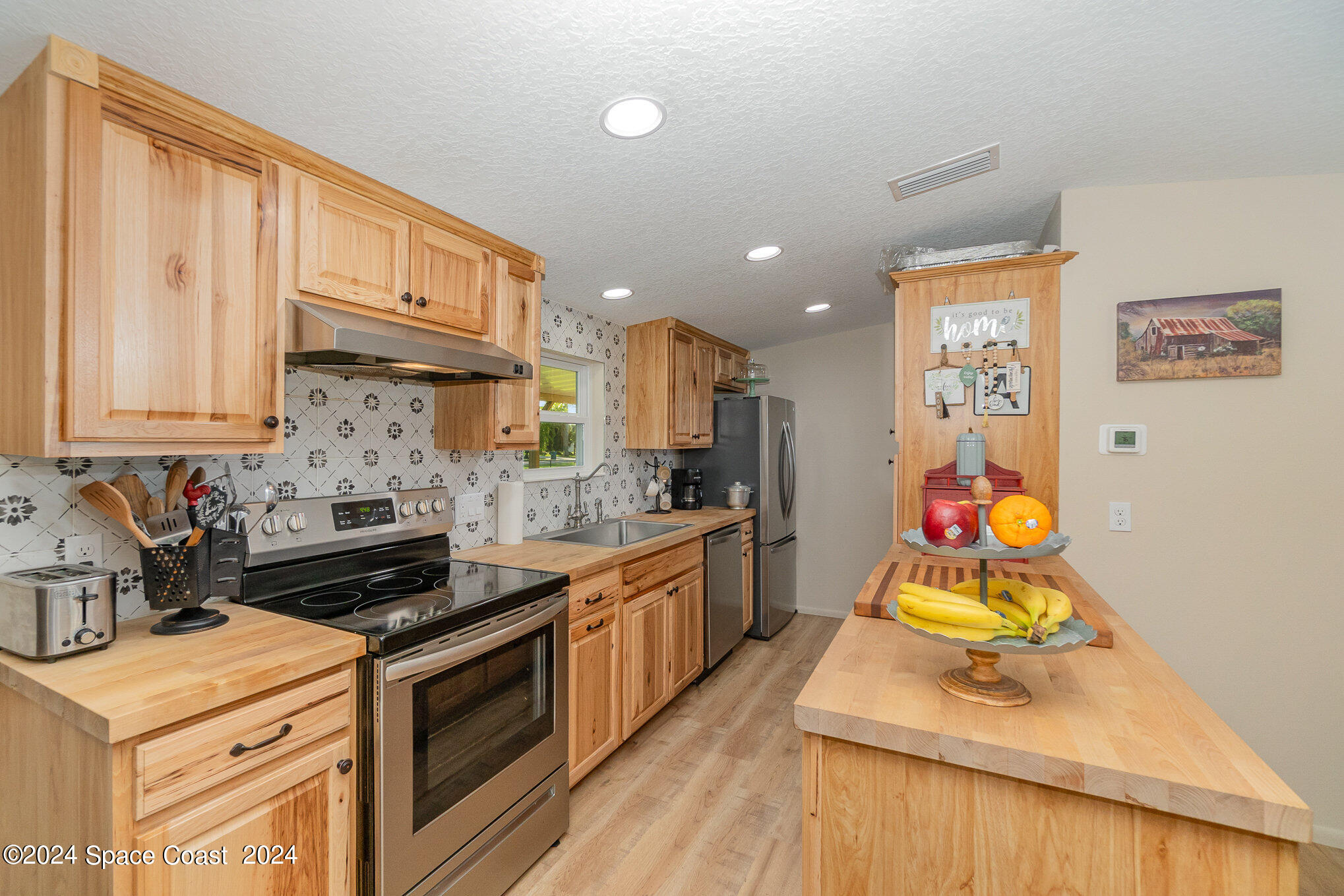 8110 Pine Ridge Trail