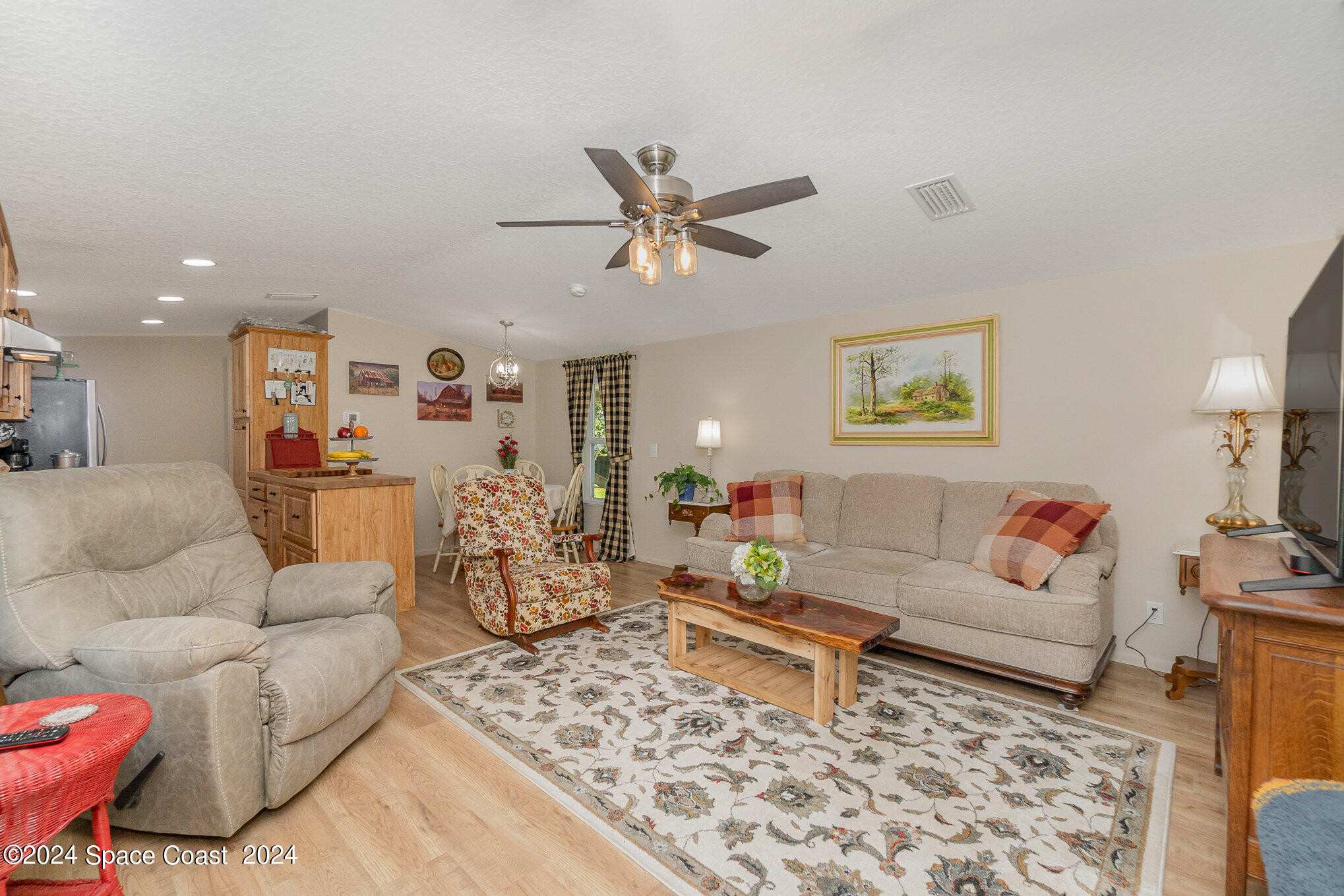 8110 Pine Ridge Trail
