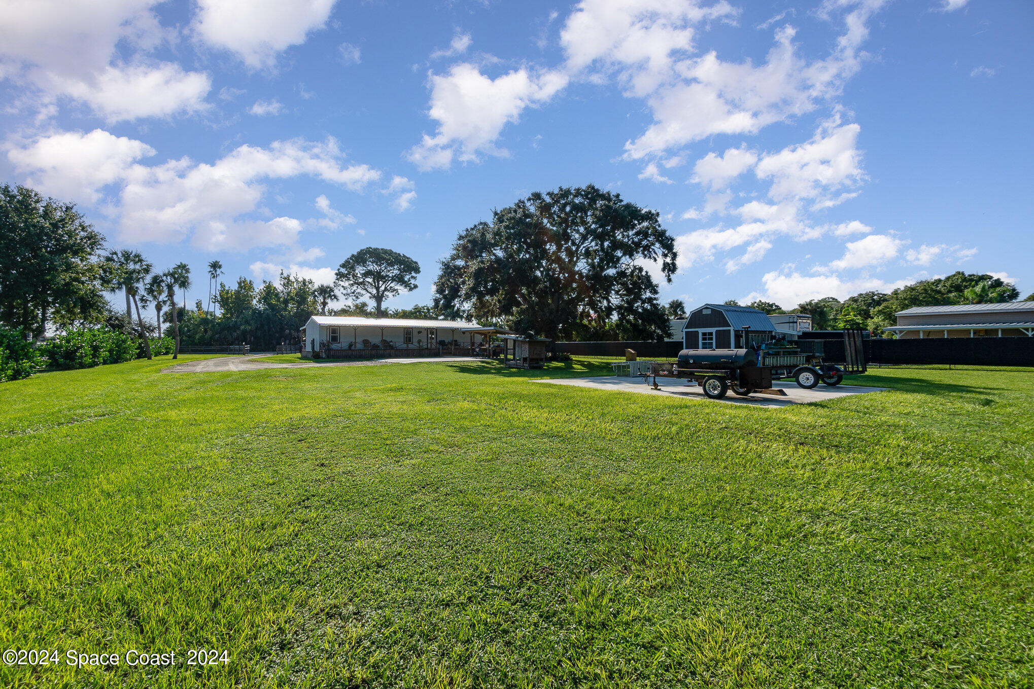 8110 Pine Ridge Trail