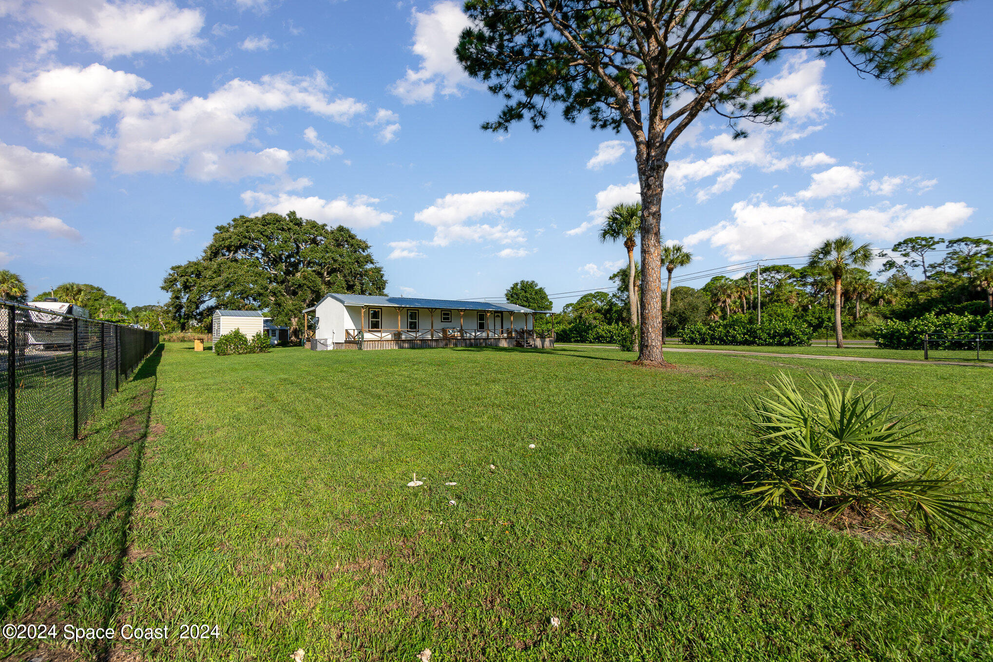 8110 Pine Ridge Trail