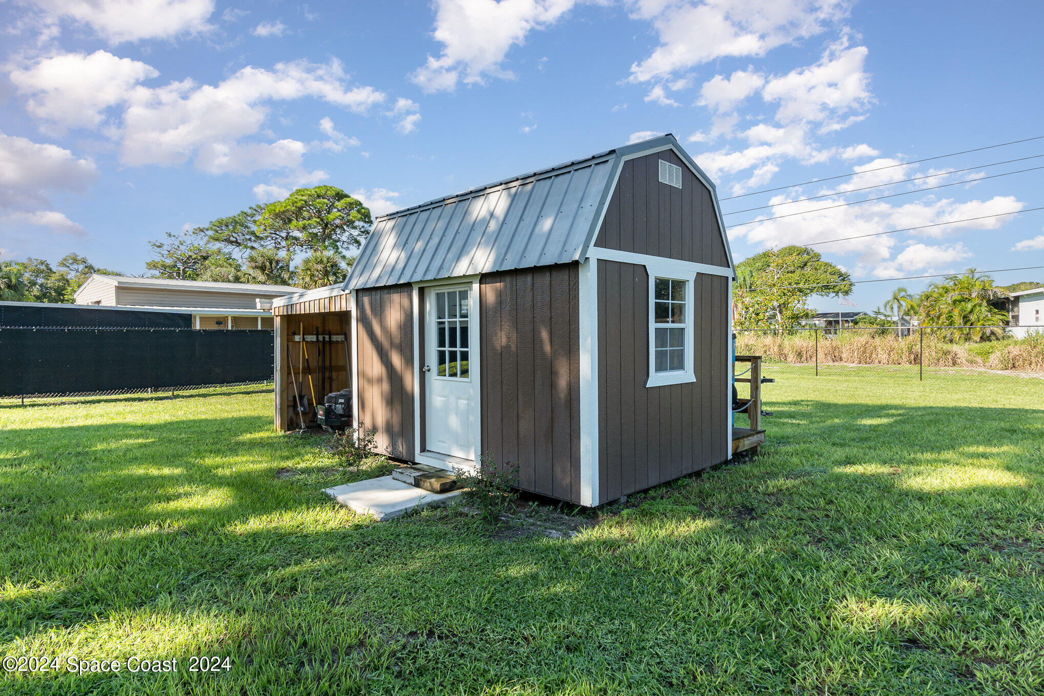 8110 Pine Ridge Trail