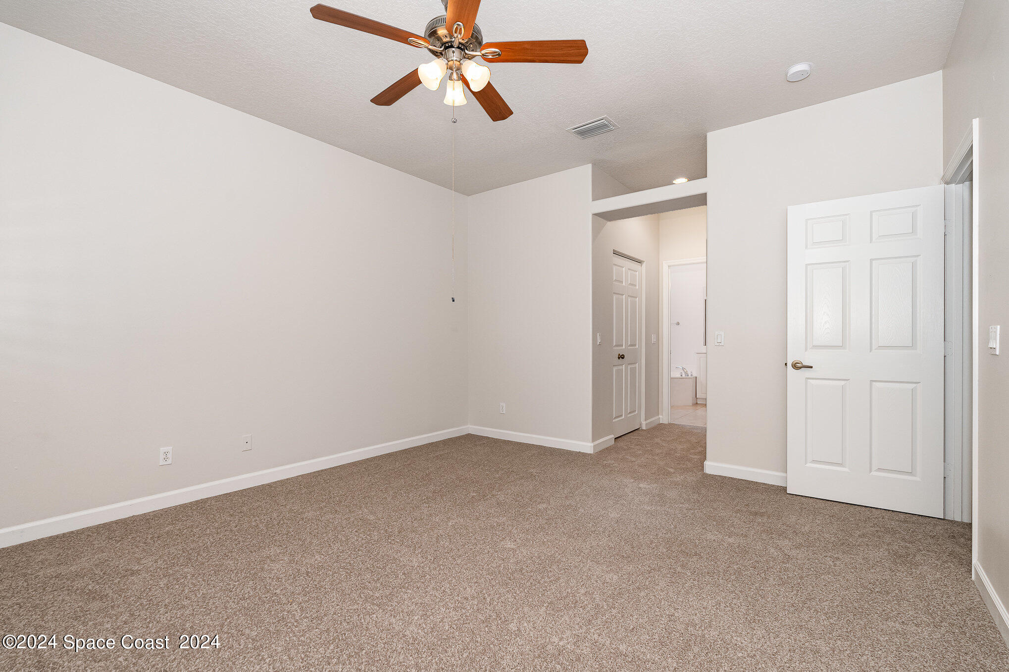 343 Gardendale Circle SE