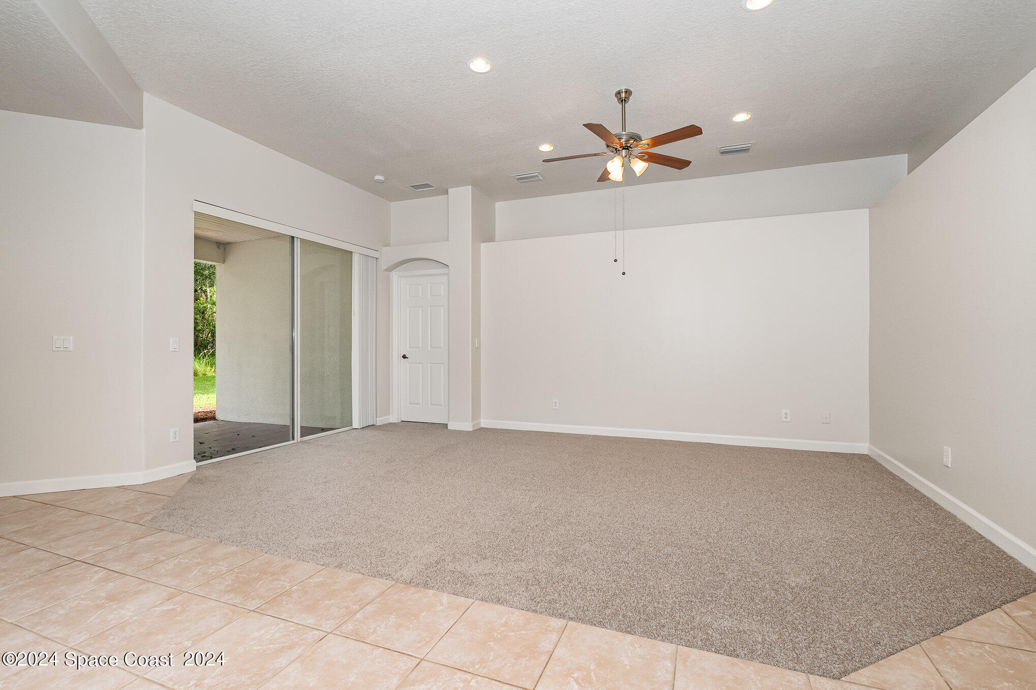 343 Gardendale Circle SE